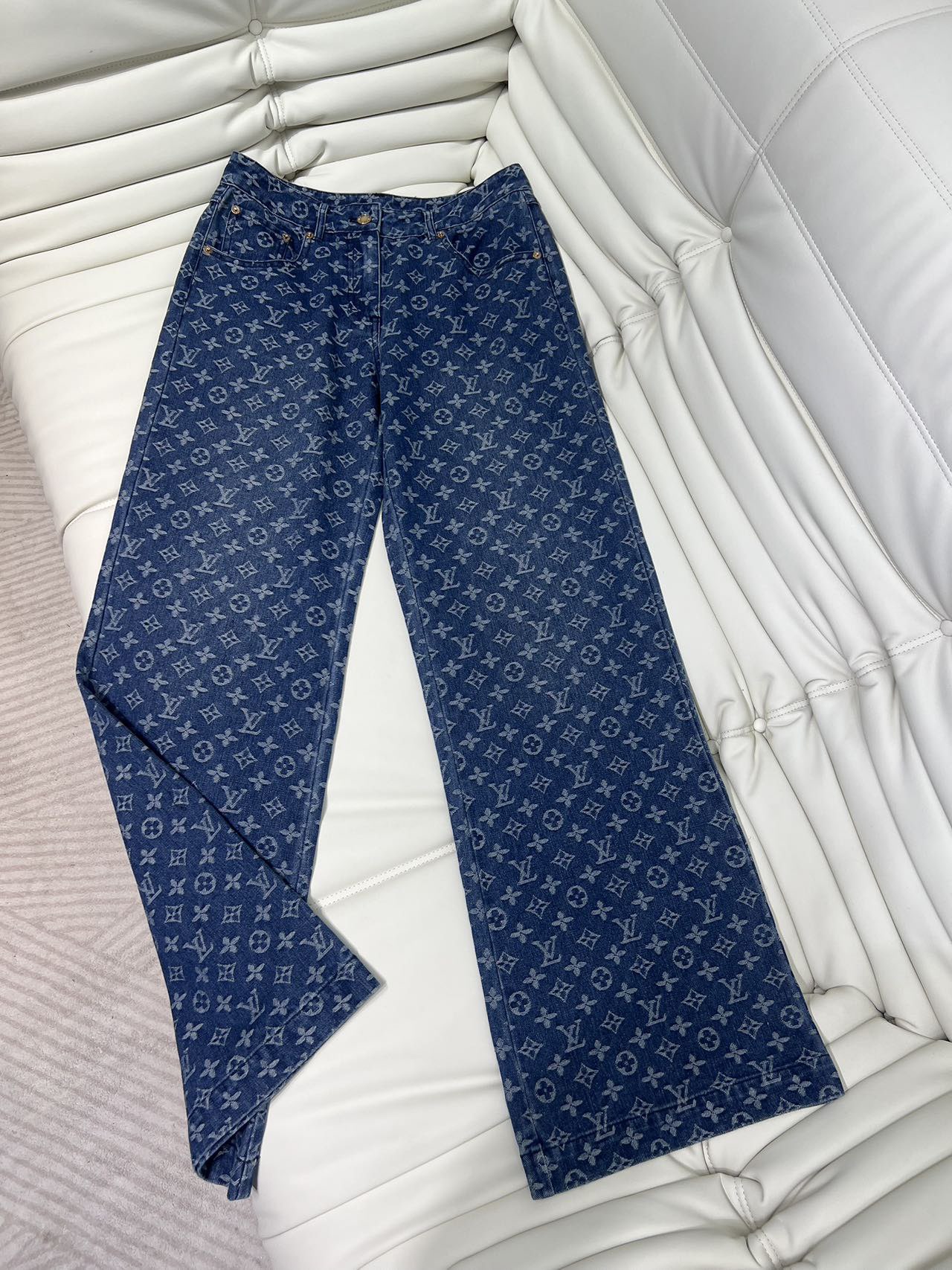 Louis Vuitton Vêtements Jeans Culottes & Pantalons Rouge Blanc AHH003300