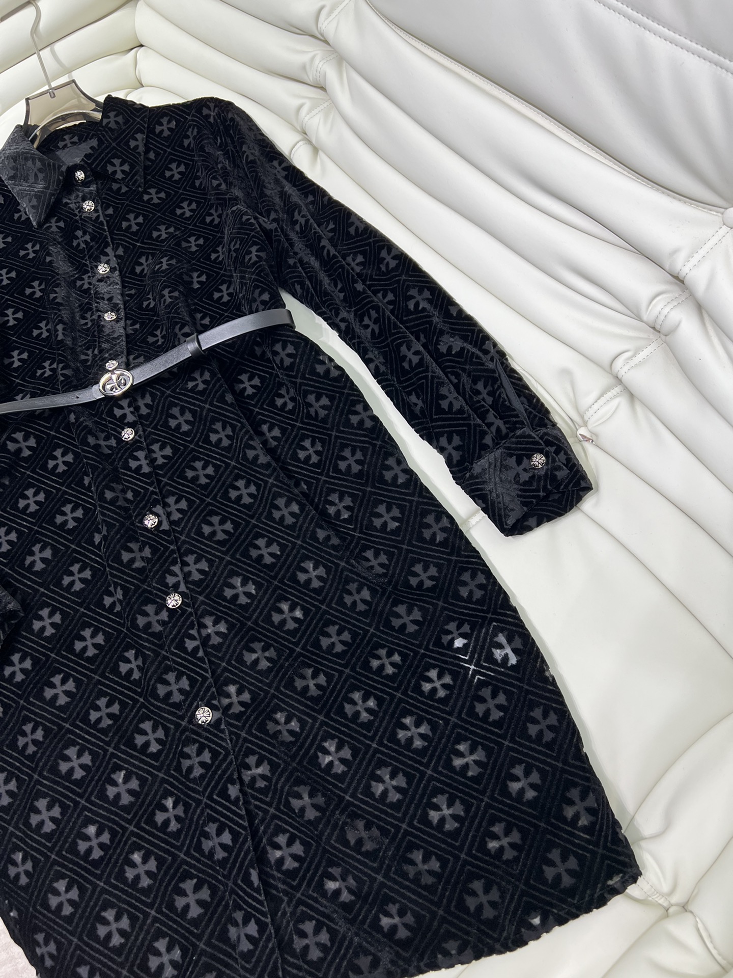 Women’s Velvet Shirt Dress with Cross Design, Packaged Single-Size Suit for Fall Mornings - 图片 3