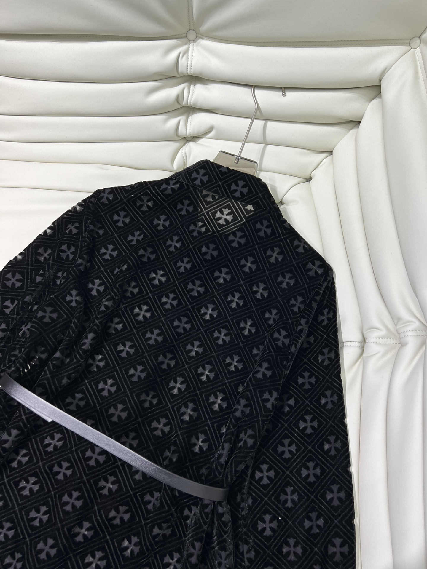 Women’s Velvet Shirt Dress with Cross Design, Packaged Single-Size Suit for Fall Mornings - 图片 7