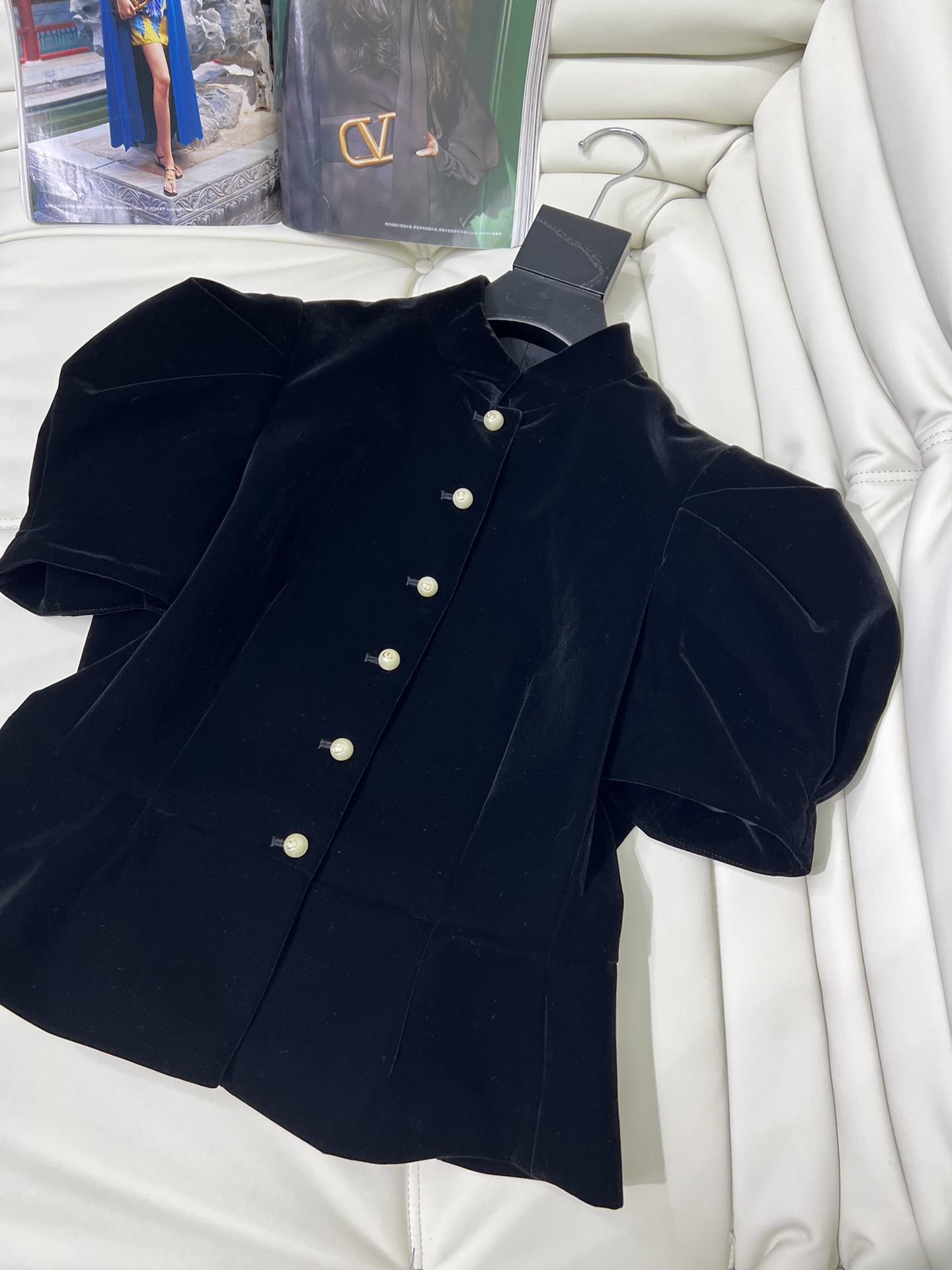 Versatile One-Size-Fits-All Jacket and Shorts Sets for Stylish Street and Work Looks - 图片 4