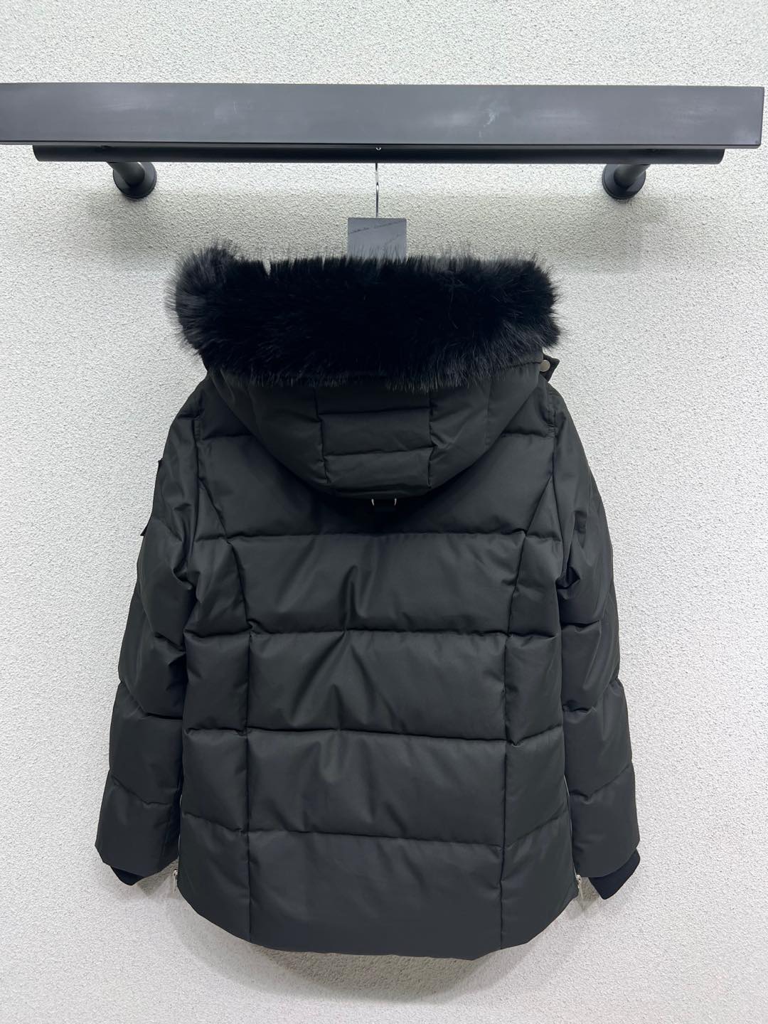 High-Quality Moose Coat and Single-Size Female Suit with Dust-Proof Bags - 图片 8