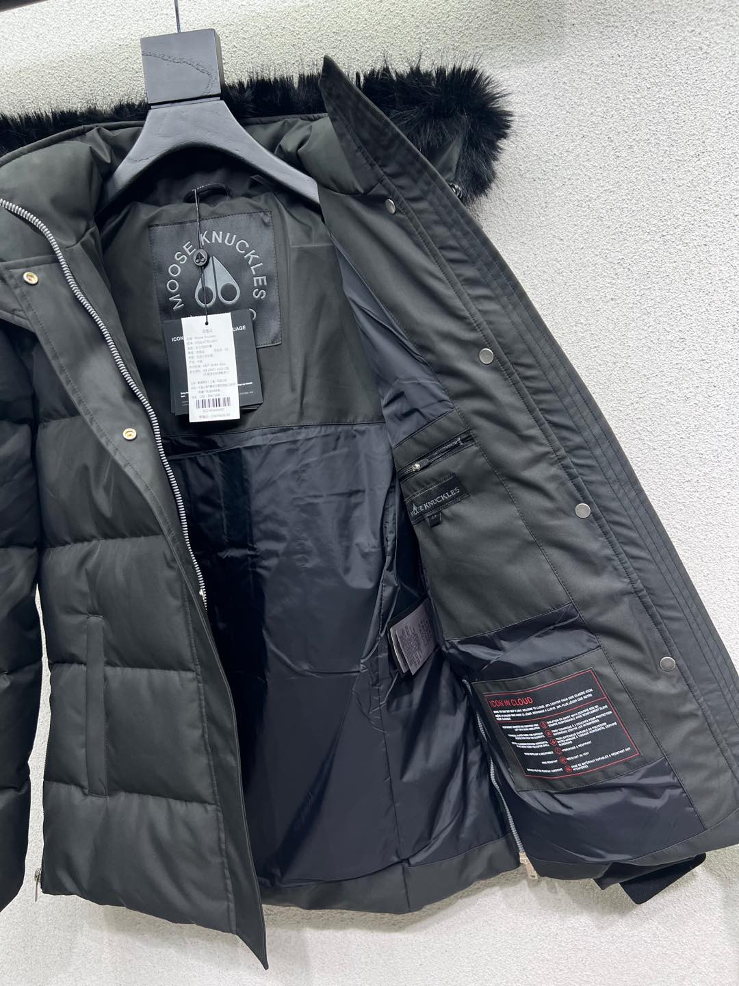 High-Quality Moose Coat and Single-Size Female Suit with Dust-Proof Bags - 图片 7