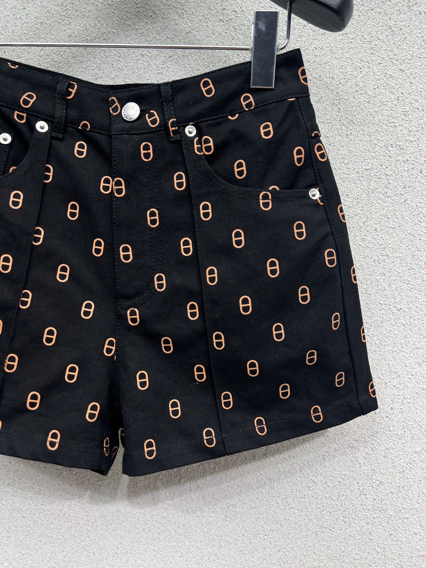 Stylish One-Size-Fits-All Female Outfit: P736 Accelerator Herme Cowboy Set - 图片 3