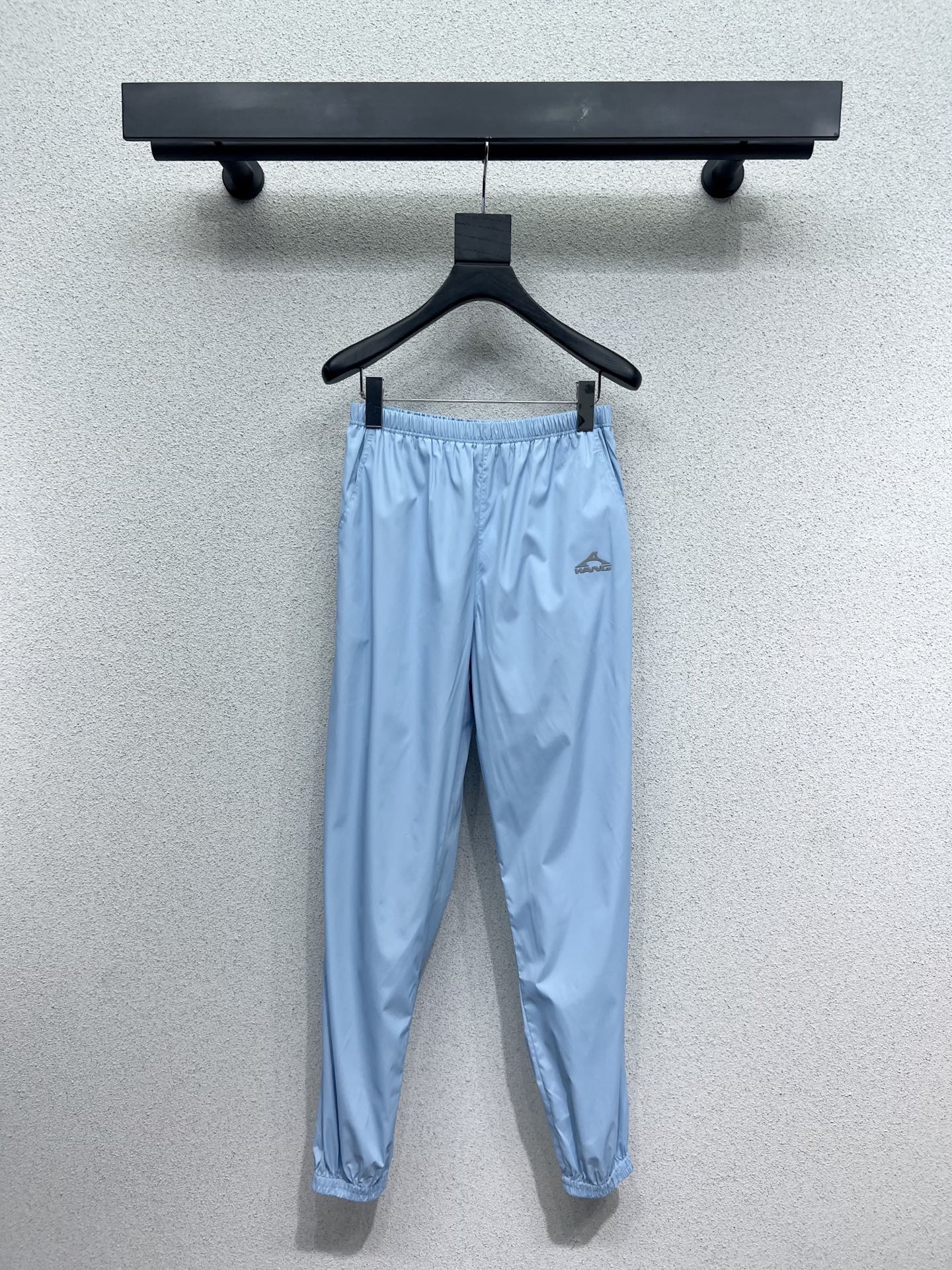 High-Quality American-Style Female Suit with Tan-Proof King Suit: Cosmopolitan Workwear - 图片 5