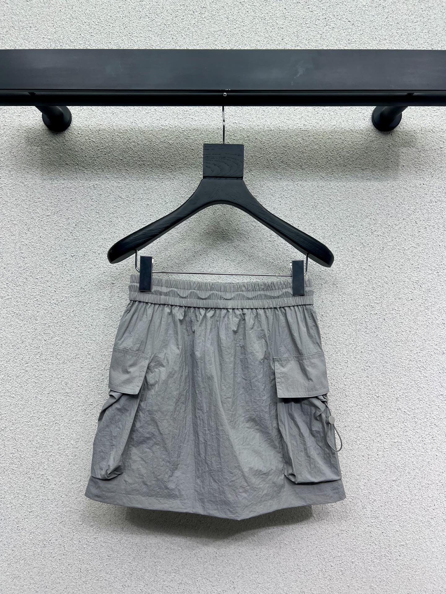 High-Quality One-Size Sunscreen Suit with American Sports Style and Imported Fabric - 图片 7