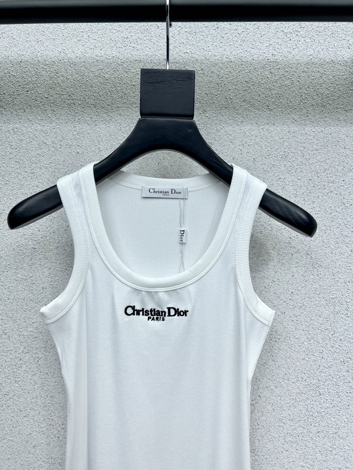 Christian Dior Embroidered Logo Tank Top - Classic and Youthful Style 4 i1744907266714 3684 0 2