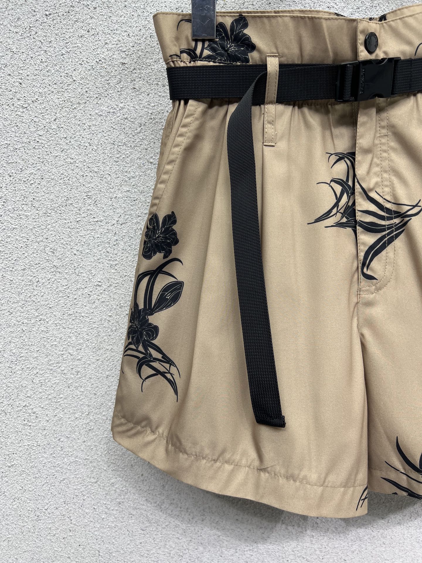 Stylish Old-Age Reduction Single: High-Quality Packaged Tweezer Shorts for Fashionable Women - 图片 3