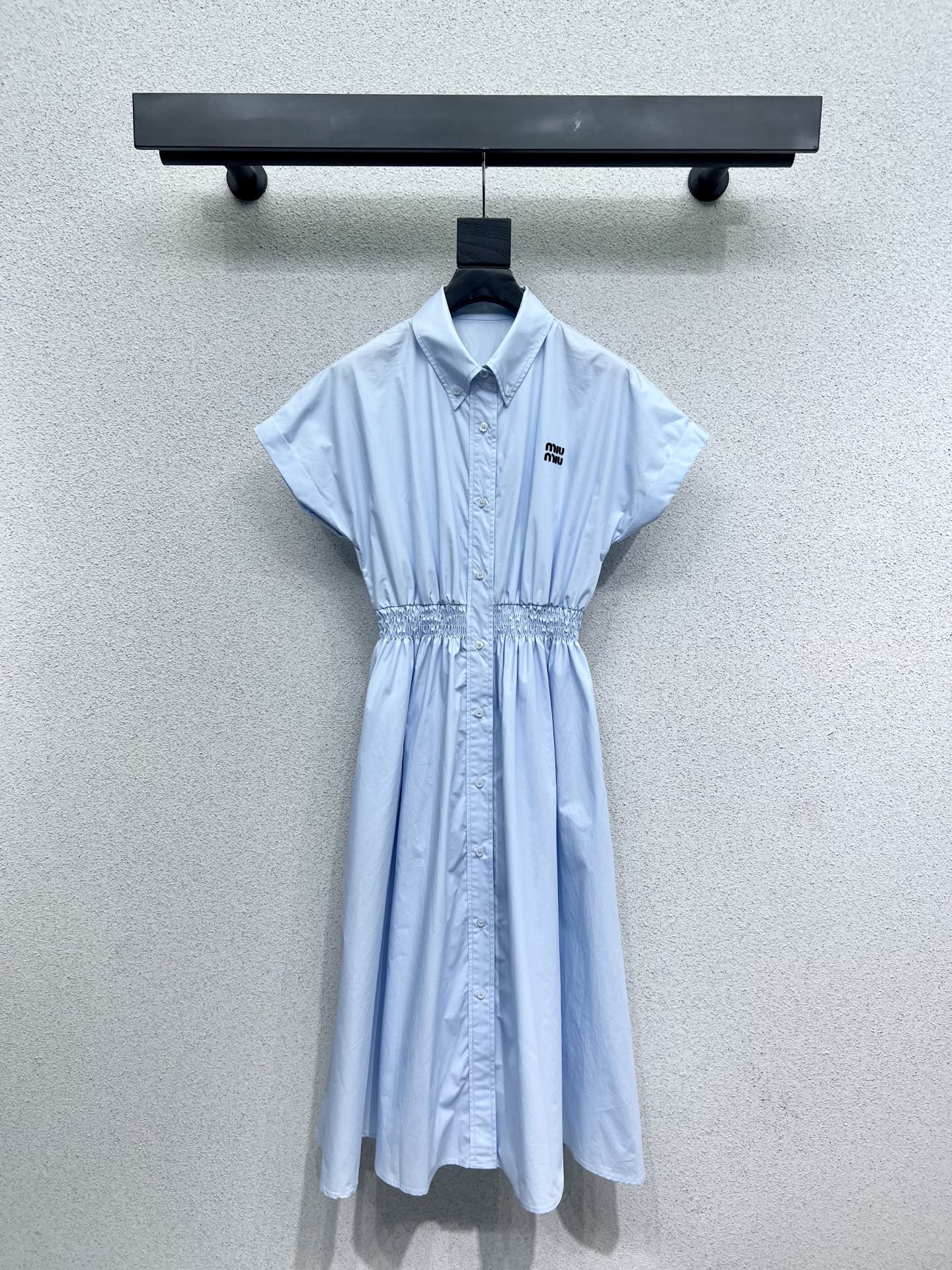 Miu Miu Shirt Style Long Dress - Delicate Texture, Slimming, and Age-Reducing 2 i1746382502890 8115 0 1