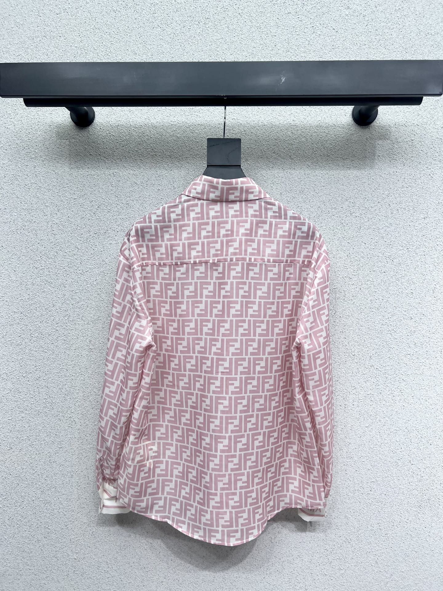 “Classic F.D.’s Old-Fashioned Shirt Plus Shorts Suit: High-Quality, Stylish, Easy to Wear” - 图片 7