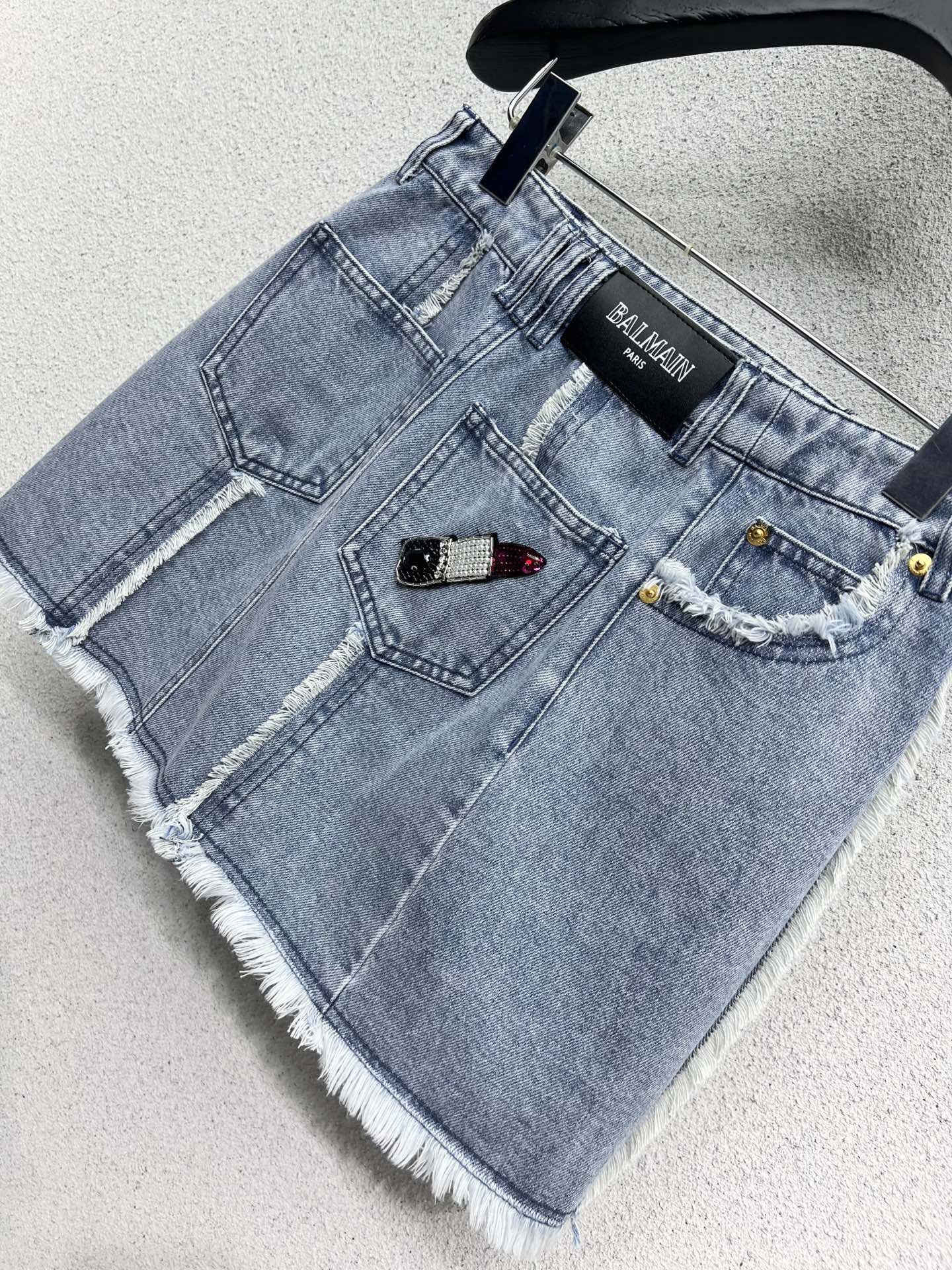 High-Quality Balman Half-Dress: Fashionable Street Style for Modern Women - 图片 5