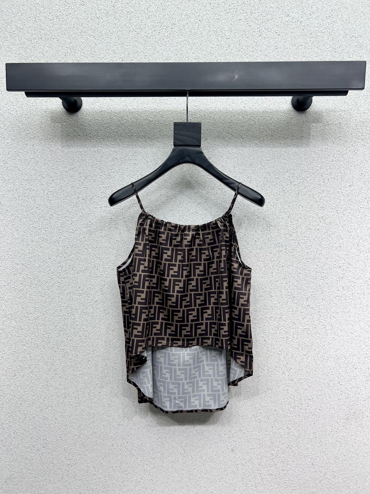 Stylish FF-Coloured Bouquet: Classic Reducing Old-Age Style for Bad-Ass Girls - 图片 2