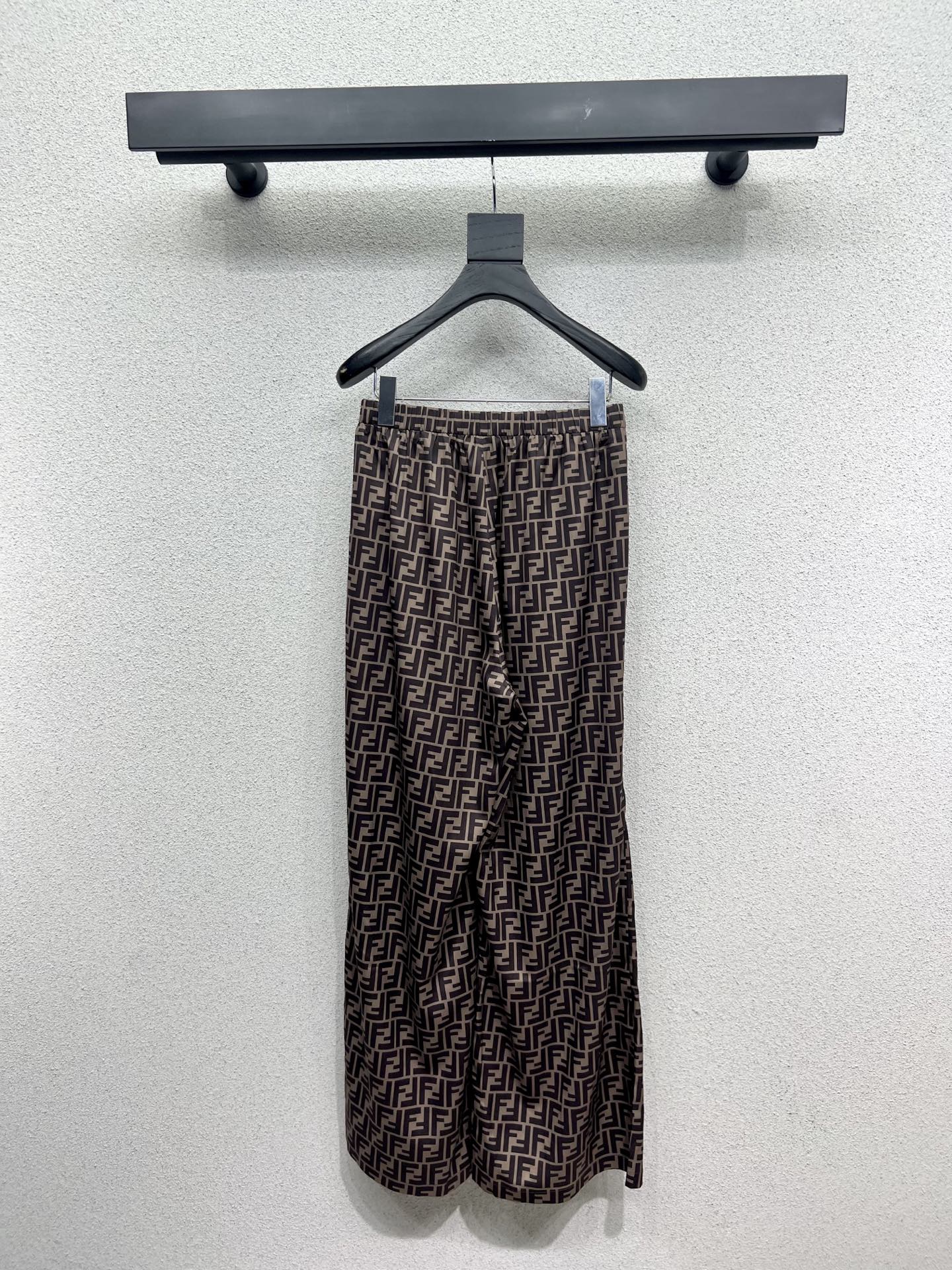 Stylish FF-Coloured Bouquet: Classic Reducing Old-Age Style for Bad-Ass Girls - 图片 7