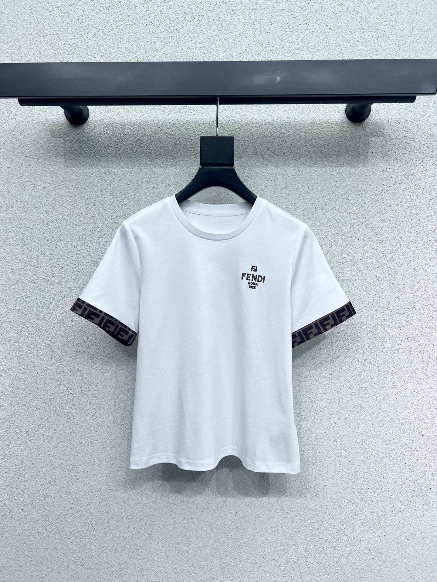 Unique One-Size-Fits-All T-Shirts with Curry Design and High Quality Materials - 图片 2