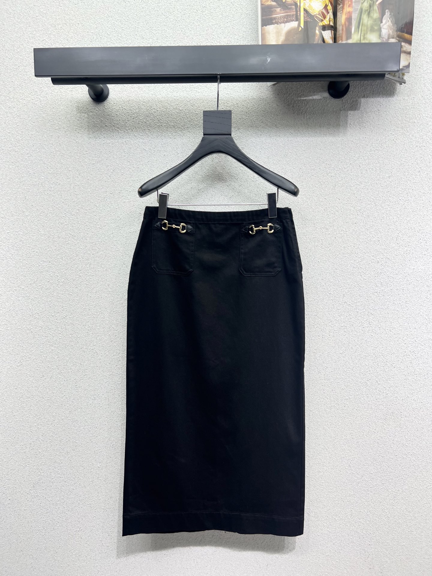 High-Quality Custom Women’s Suit with Slashed Cotton Details and Cosmopolitan Style - 图片 5