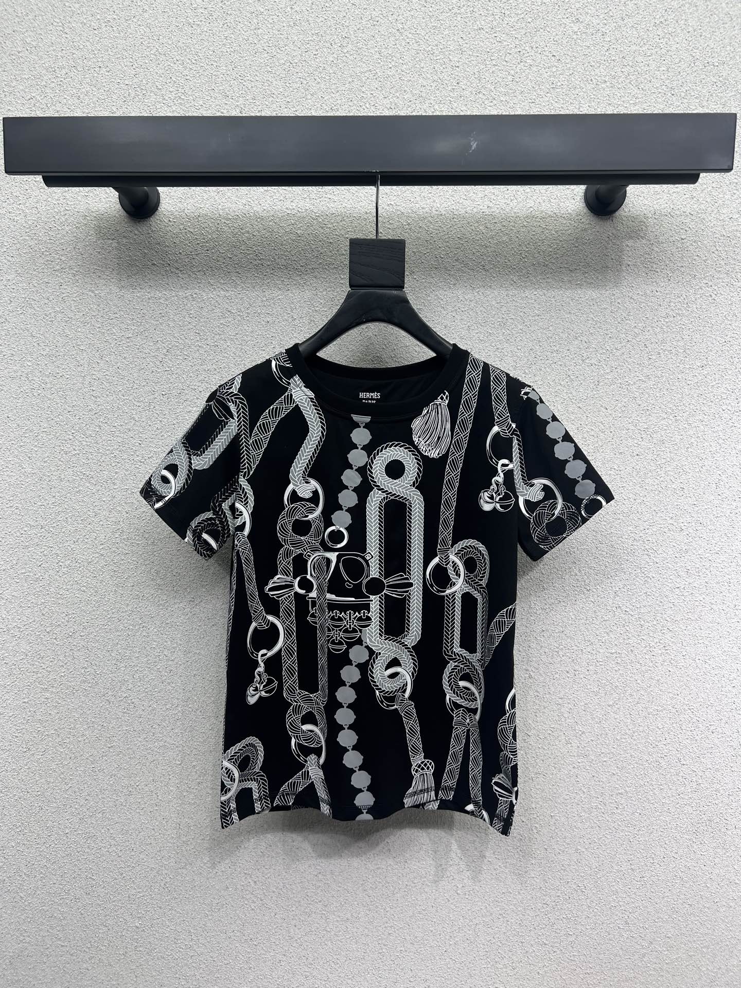 Luxurious One-Size T-Shirt Dress: Stylish, High Quality, Custom-Made Technology, Two Colors - 图片 5