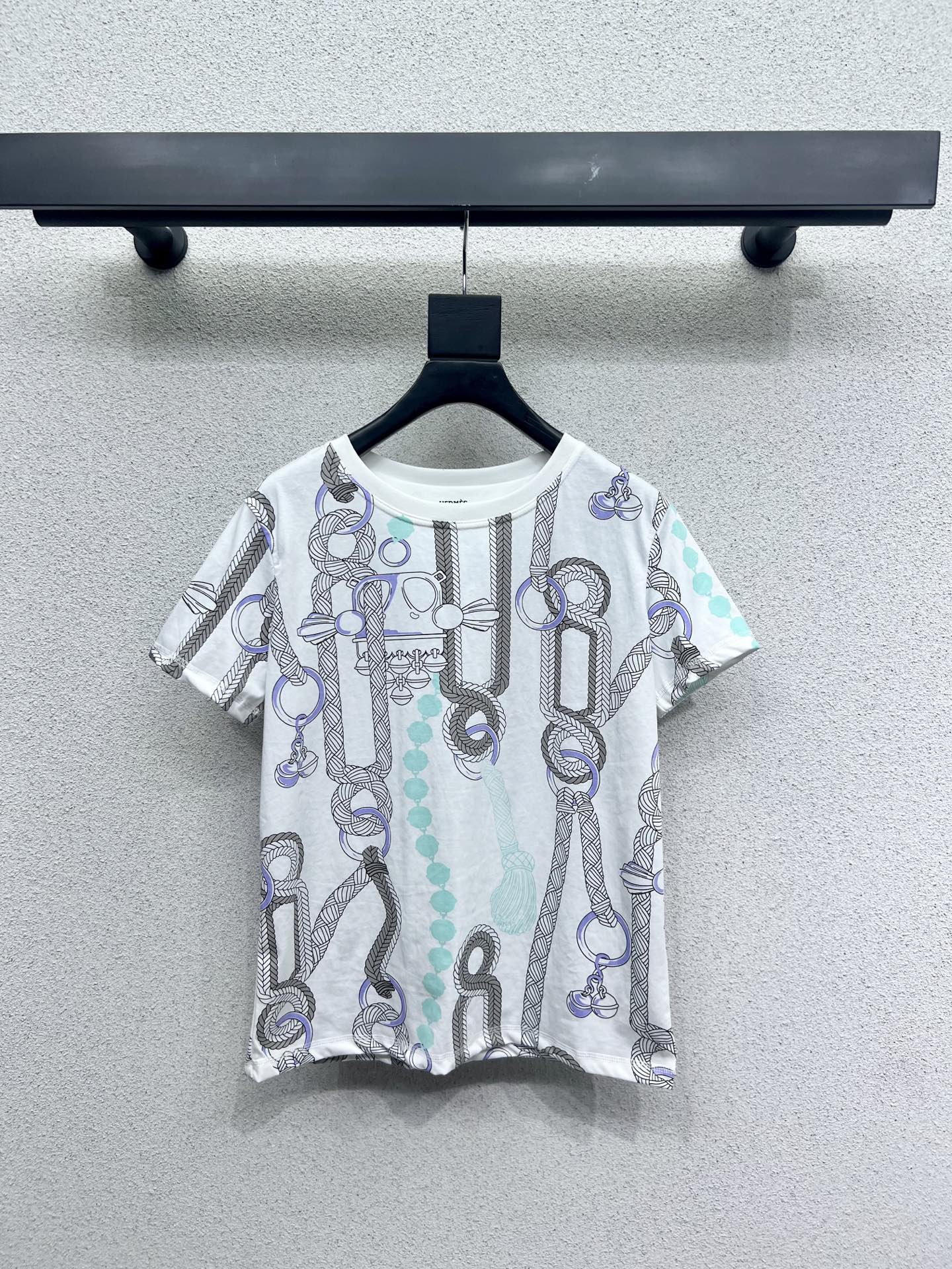 Luxurious One-Size T-Shirt Dress: Stylish, High Quality, Custom-Made Technology, Two Colors - 图片 2