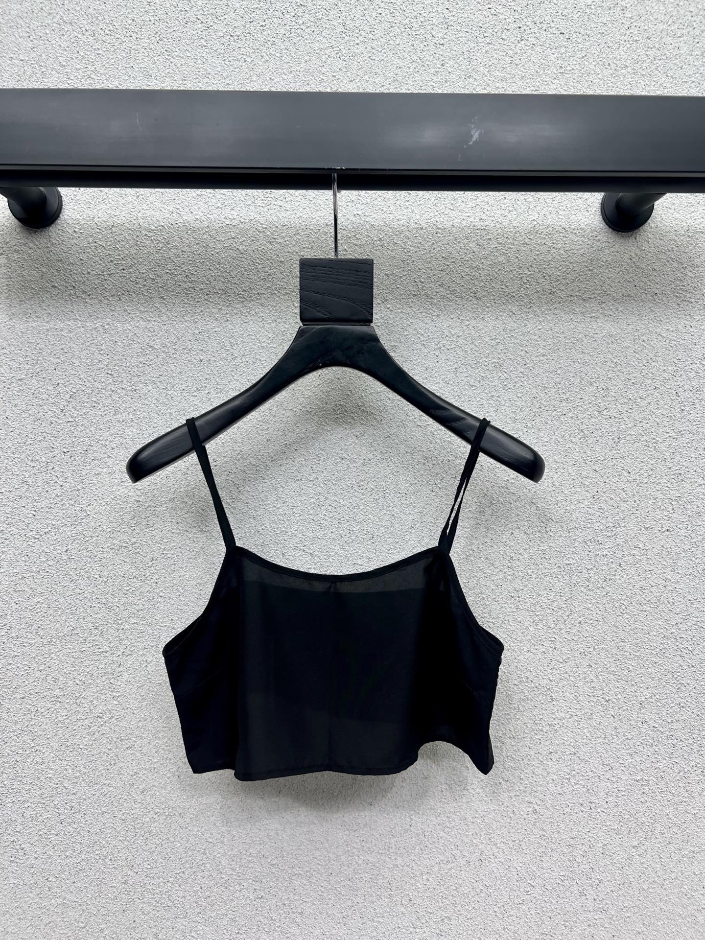 “Original Women’s Suit with Guacamole Packaging: Acoustic Embroidered Design and Acne Accelerator” - 图片 4