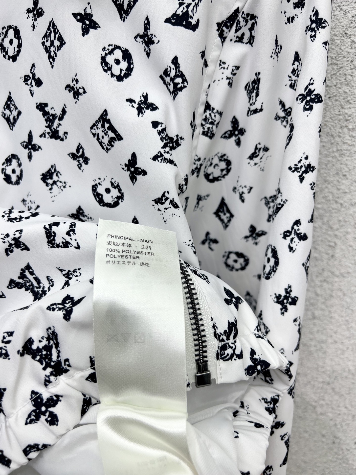 Stylish and High-Quality P621 Originals with Old-Fashioned Jackets - 图片 6