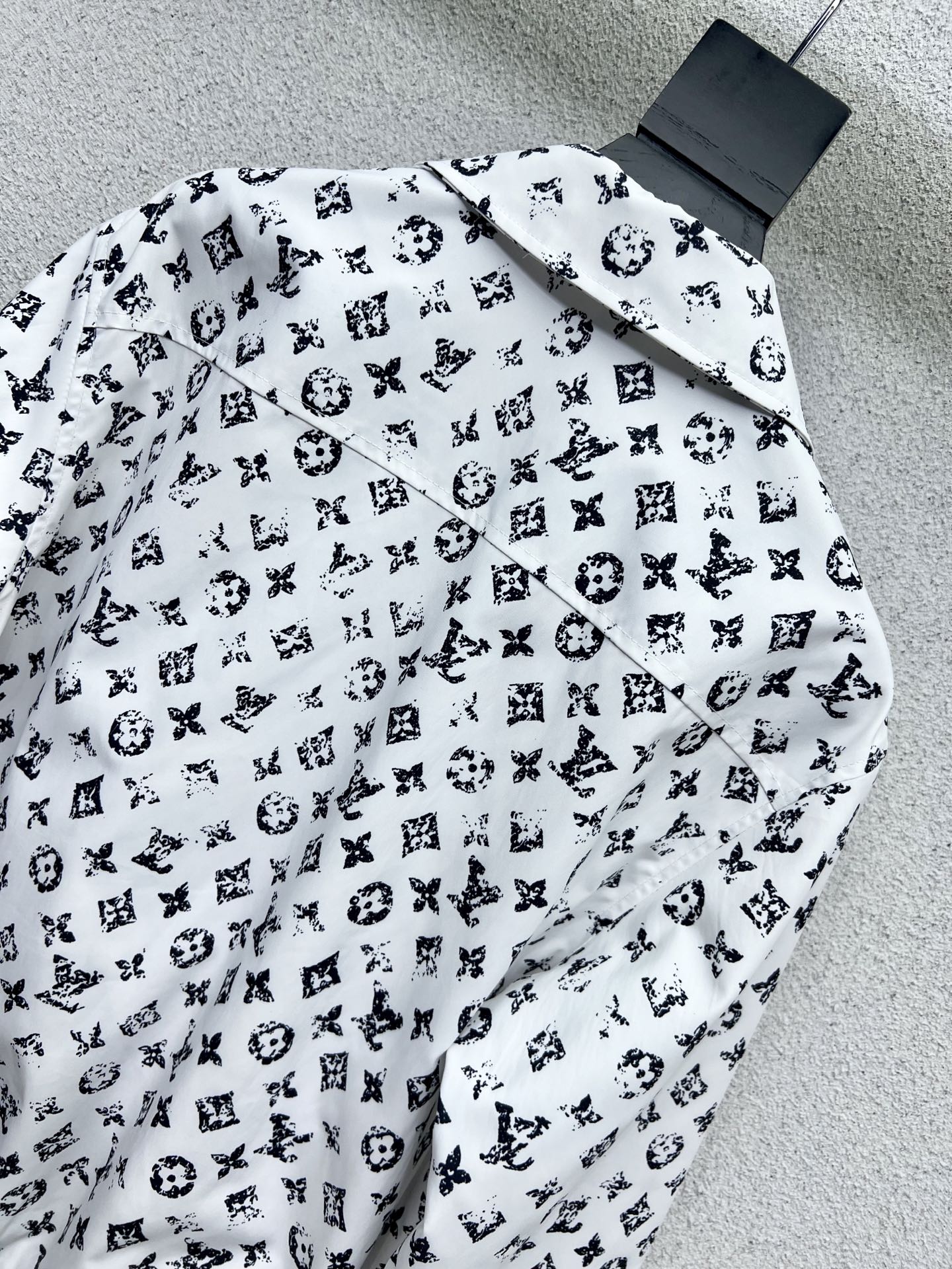 Stylish and High-Quality P621 Originals with Old-Fashioned Jackets - 图片 5