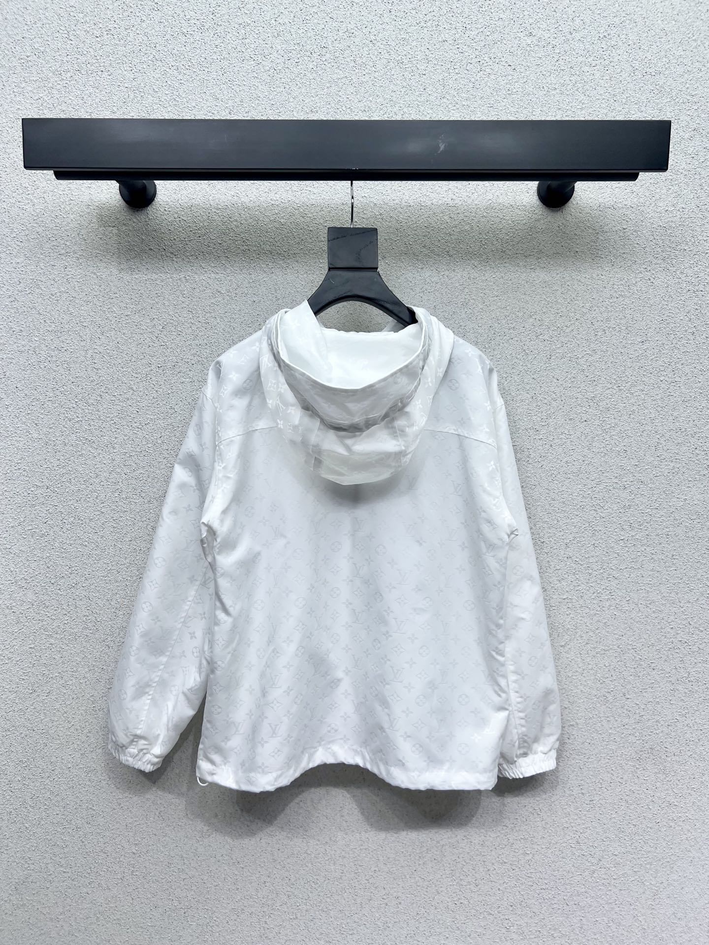 “Stylish Women’s Suit: Classic White Coat for Daily Shopping or Outdoors” - 图片 8