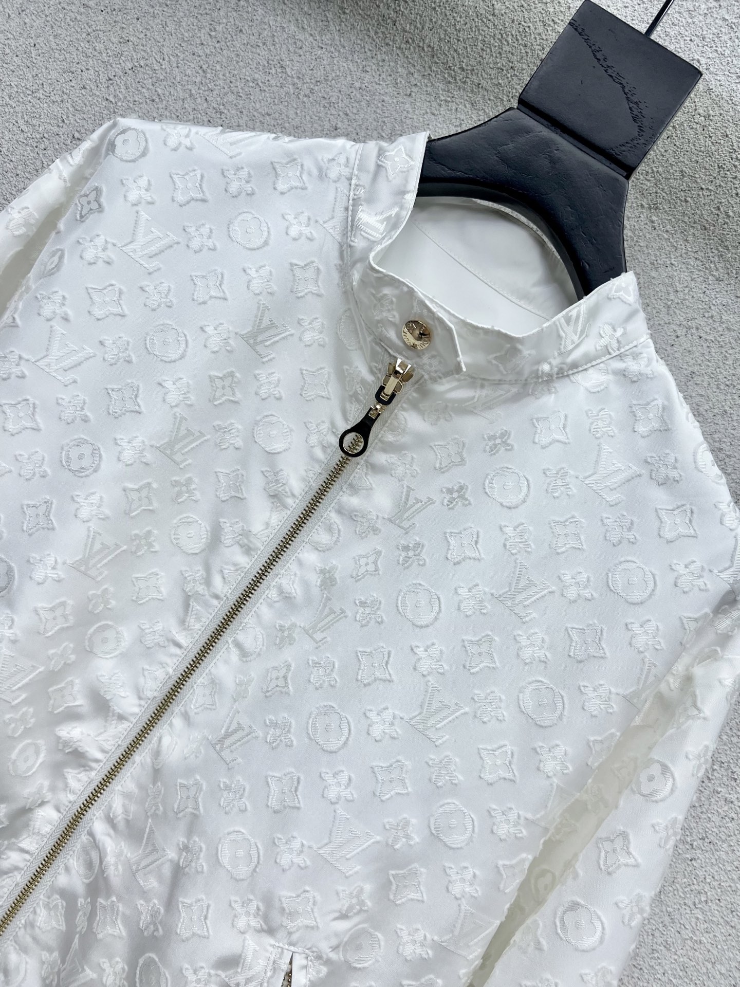 Stylish and High-Quality Jackets for Bad-Ass Girls, Size SML, Highly Recommended! - 图片 2