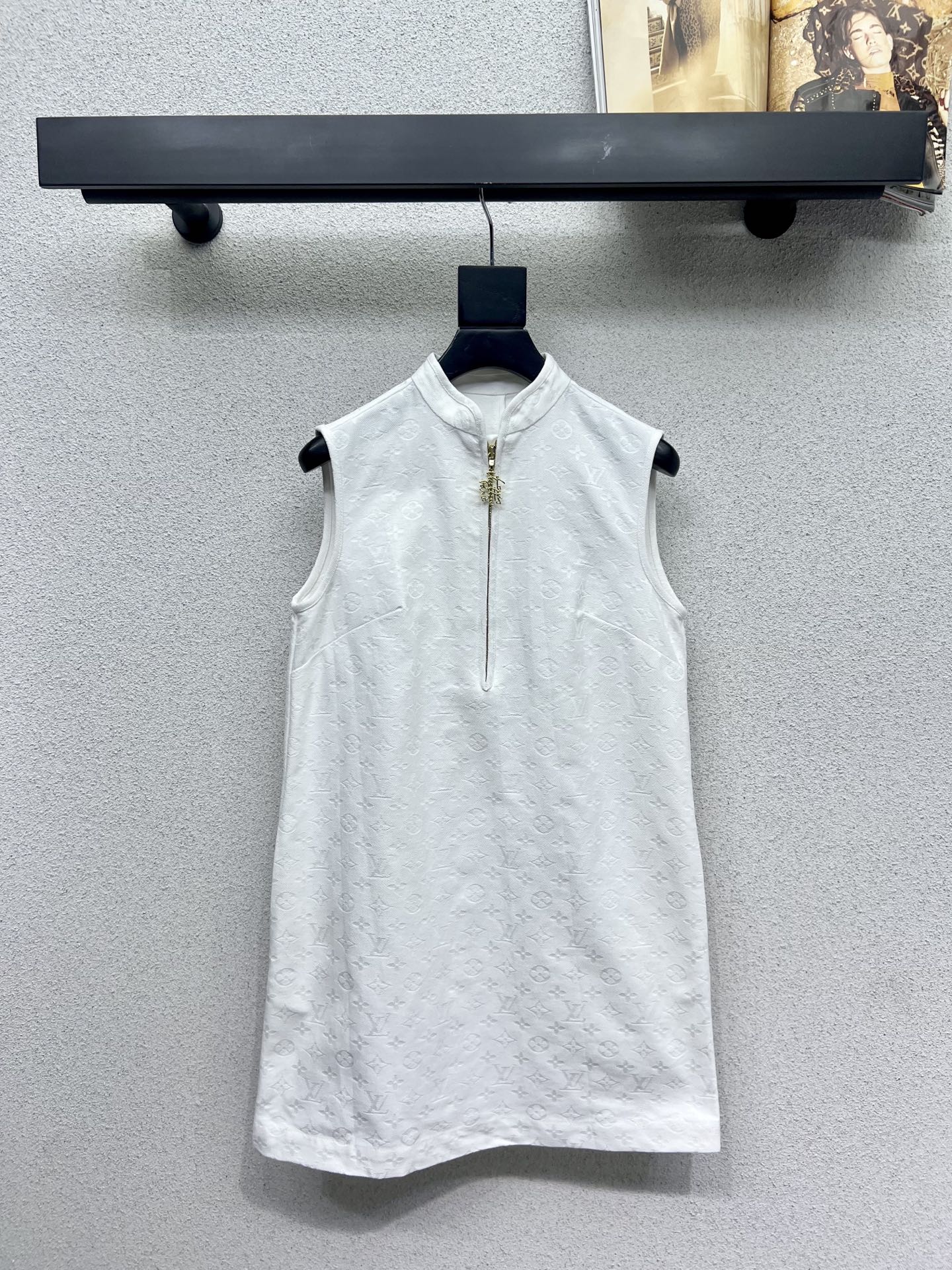 P原单狠货女装 配包装🆕🆕L家系列款老花牛仔无袖连衣裙 经典款 各种都能完美驾驭～高级成衣做法，细节美到爆！精美又日常，轻松驾驭！质感棒棒哒！减龄 时尚 休闲少女感，强推 高品质 尺码SML