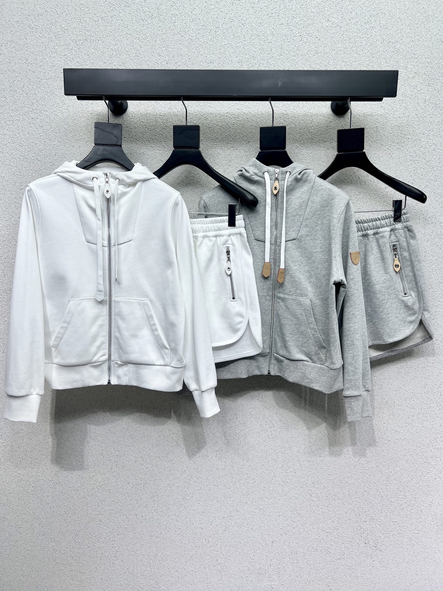 Stylish Female Suit Bundle: Zilong L Family Leisure Suit with High Quality and Detailed Design - 图片 1