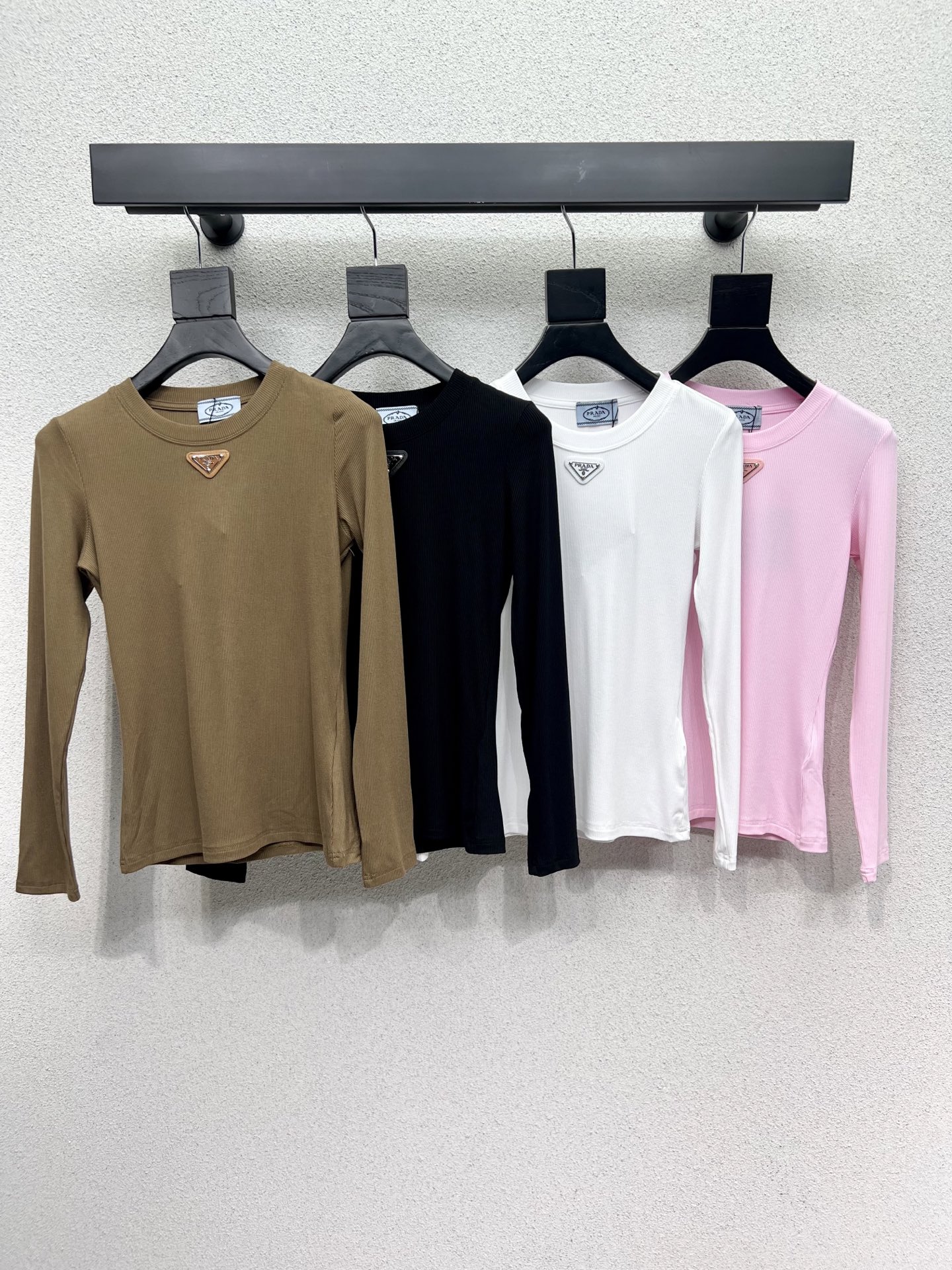Zen P’s Classic Long-Sleeved Shirt: Hard-Core Woman’s Impregnable Cotton Fabric, High Quality, 4 Colors - 图片 1