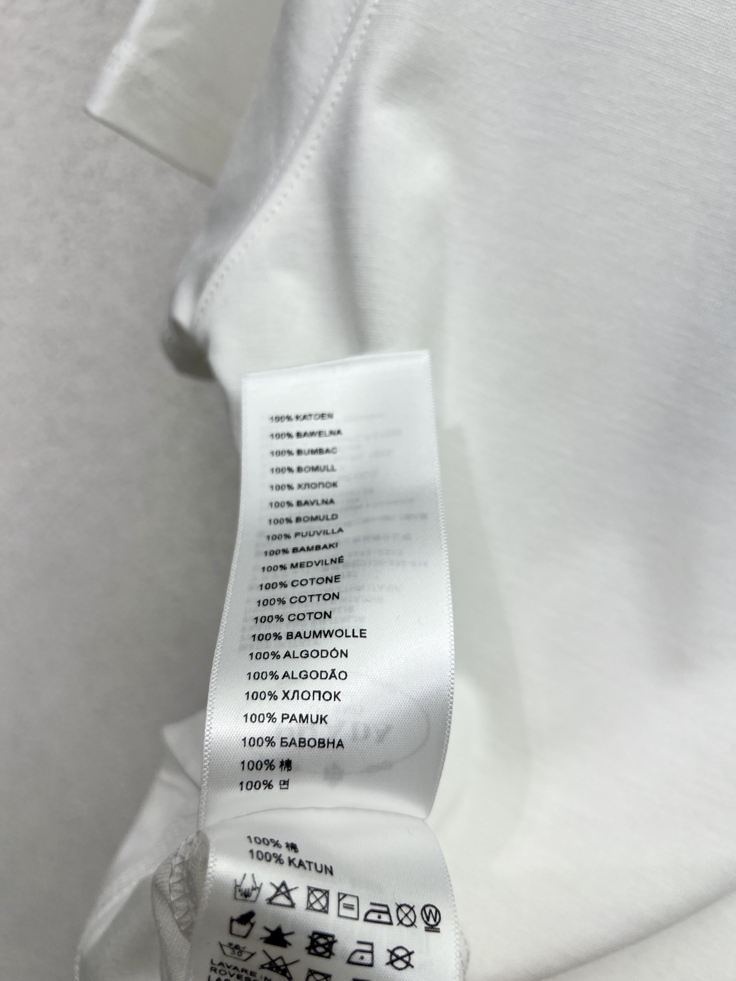 High-Quality One-Size-Fits-All Female Suit: P253 Classic T-Shirt, White, Rich, Beautiful - 图片 9