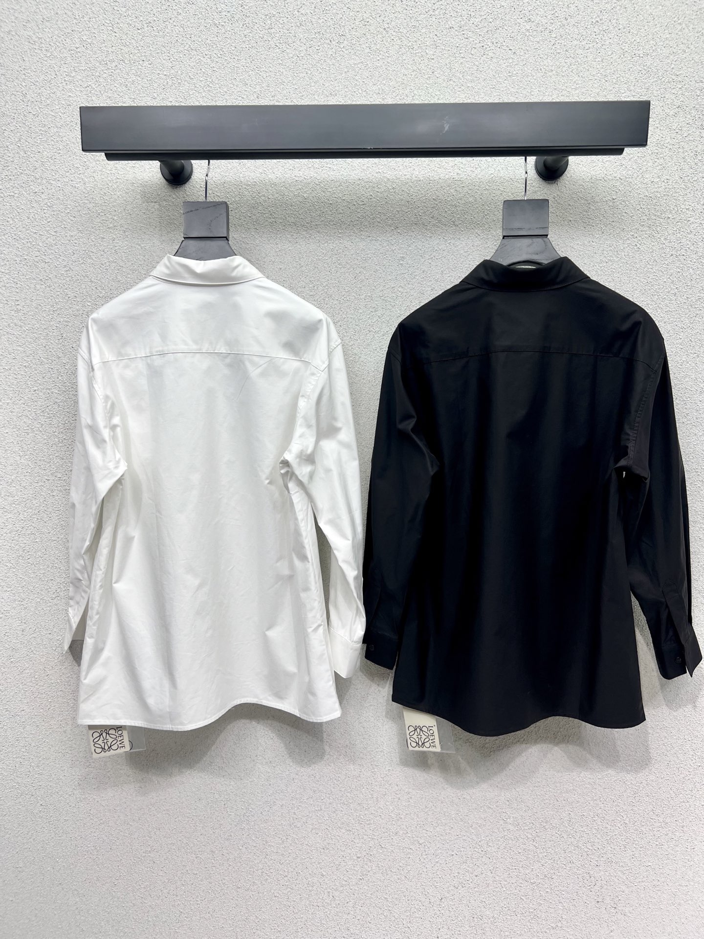 “Ziwei’s Pocket Logo Design Shirts: Advanced Dress-Making Practices for Fashionable and Age-Defying Looks” - 图片 8