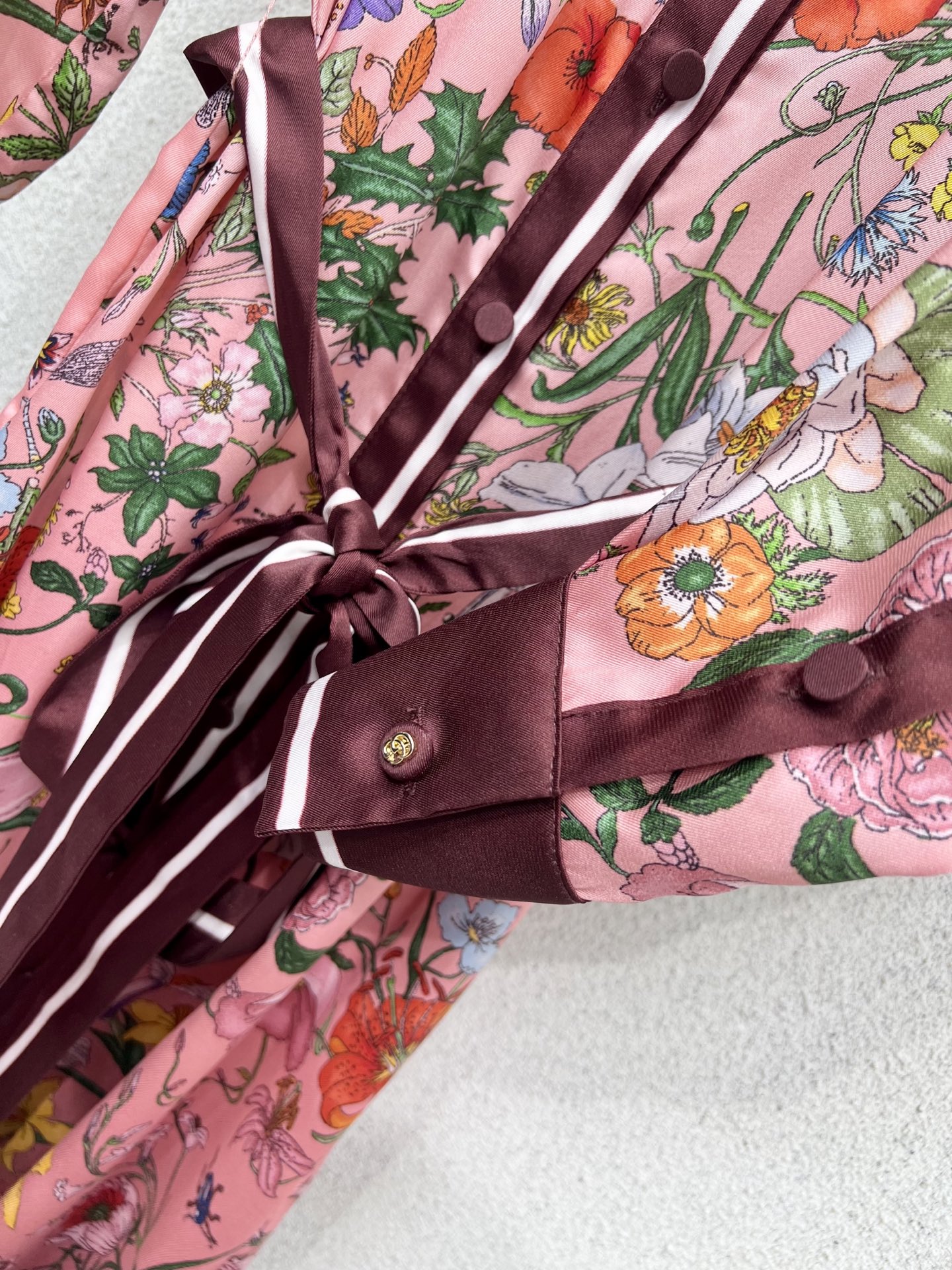 “Zilong G’s Jungle-Printed Dress: Stylish Custom-Made High-Quality Vacation Attire” - 图片 5