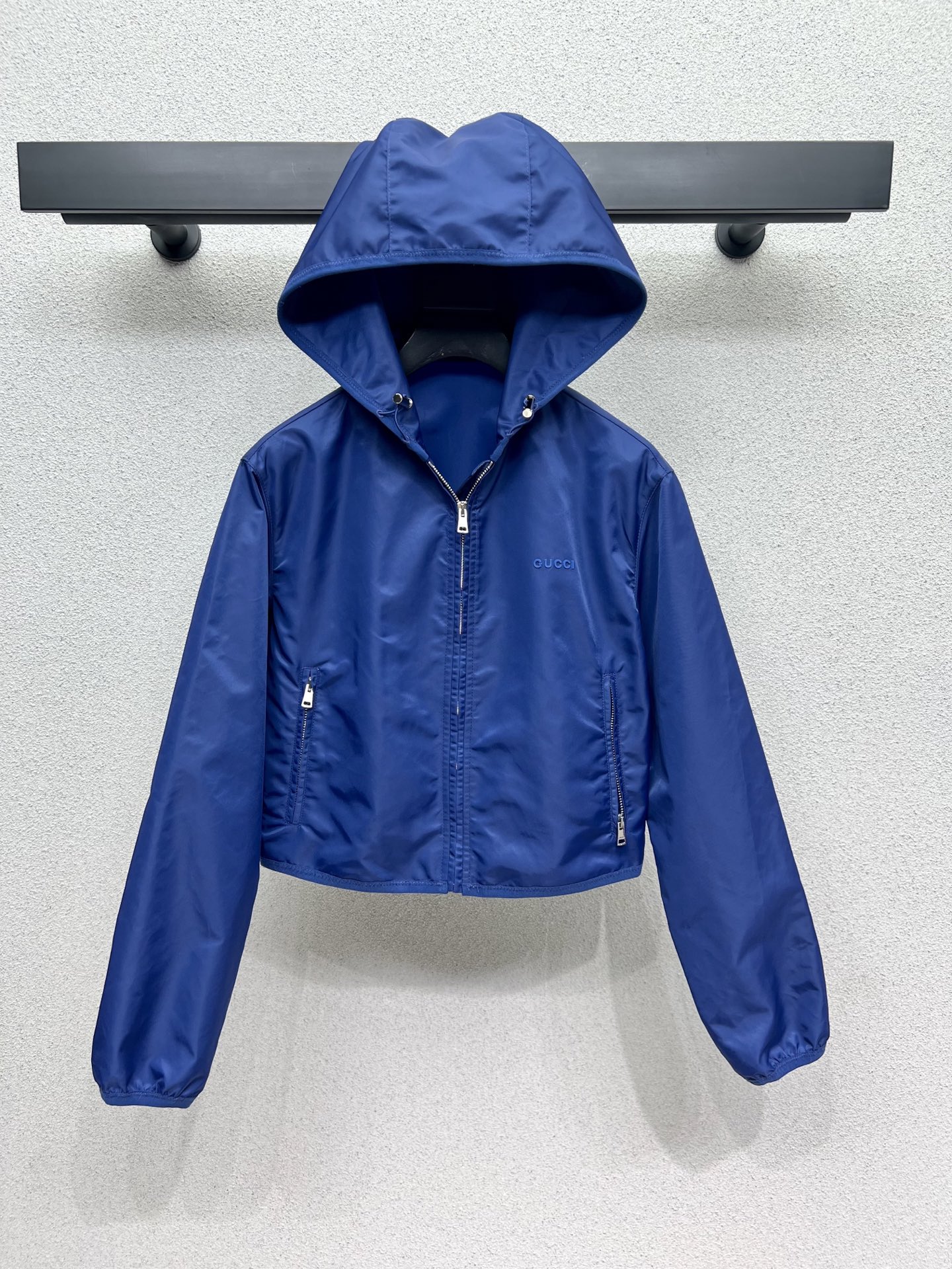 “Stylish American Sports Style Nylon Coats Pack on p720” - 图片 5