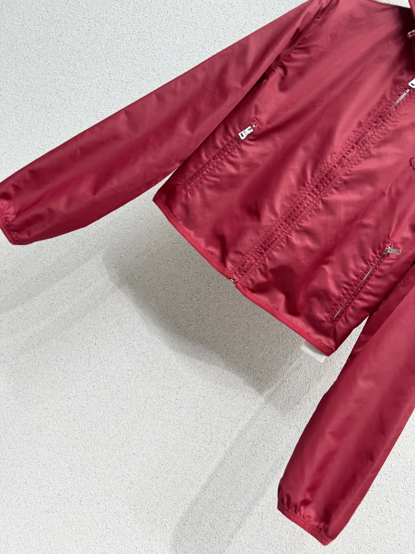 “Stylish American Sports Style Nylon Coats Pack on p720” - 图片 4