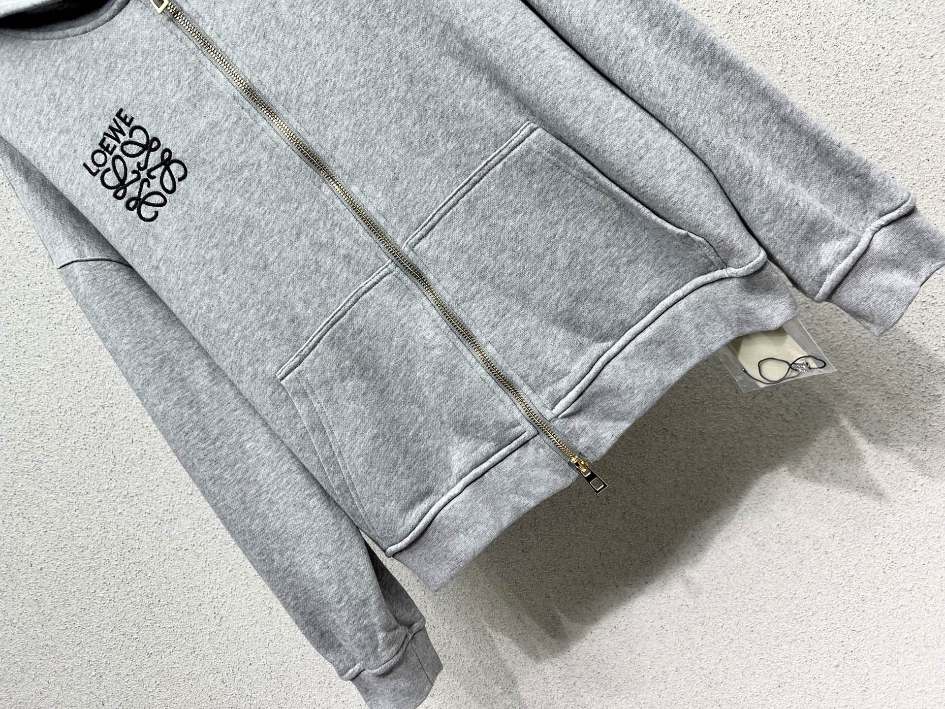 Stylish High-Quality P696 Woman’s Zhuiwei’s Escort Coats in Two Colors, Imported Fabric – SMLS Summary - 图片 7