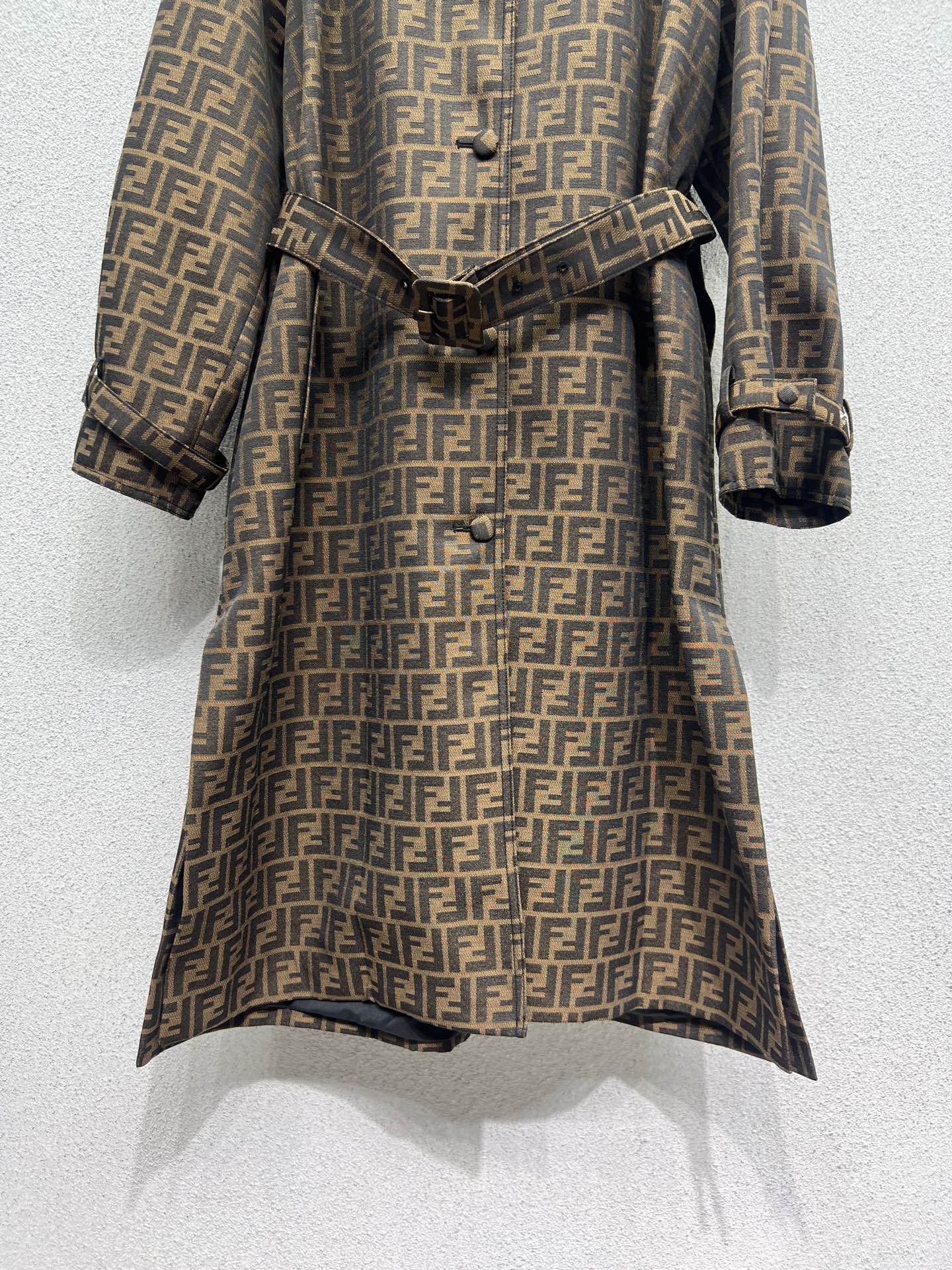 Stylish White Coat for Women: Classic Reduction Single with FF-Colored FD Coats - 图片 5