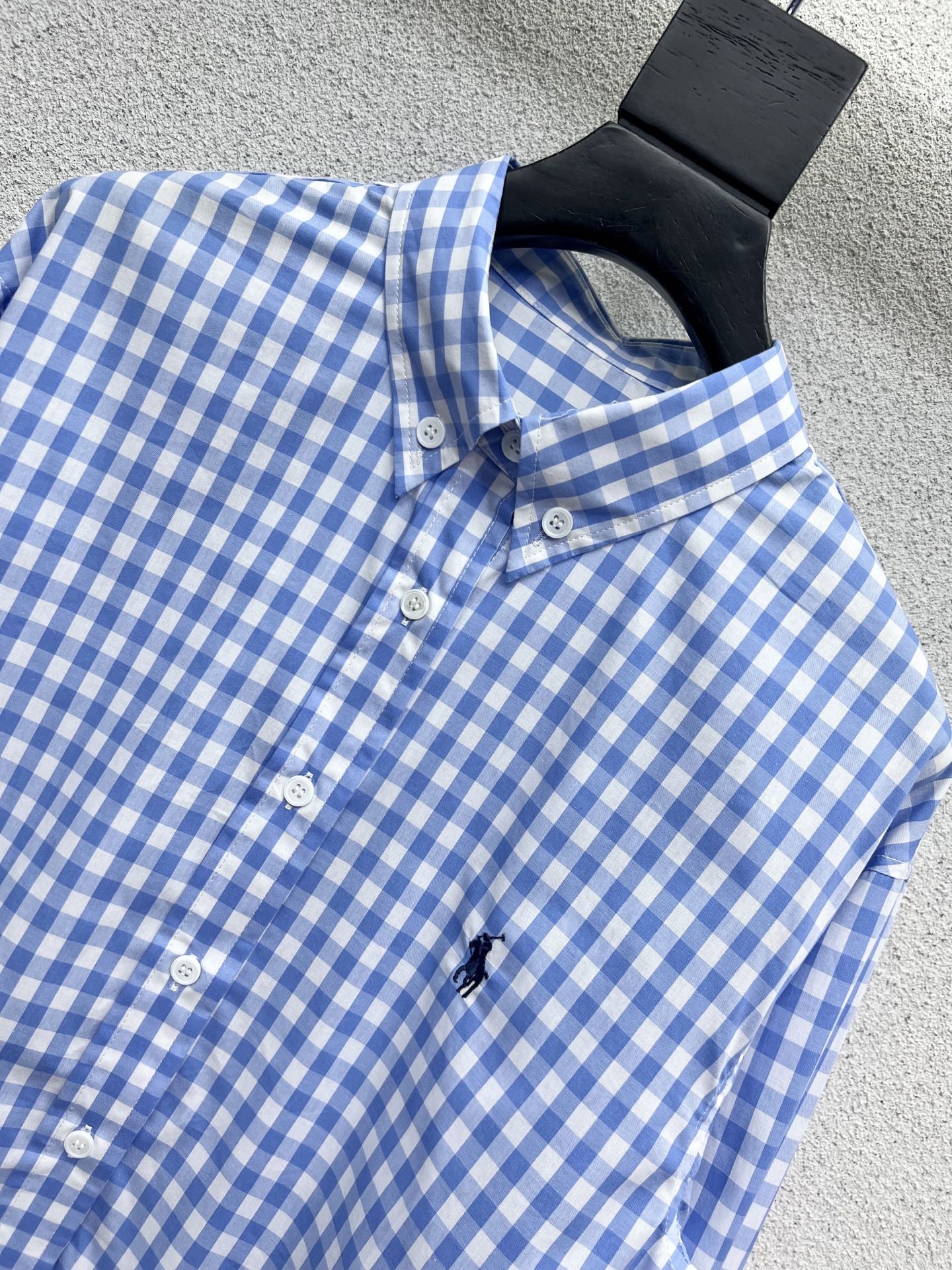 “P456 Women’s Suit with Embroidered Polo Pony Shirt: Classic Style for Fashionable and Leisurely Days” - 图片 6