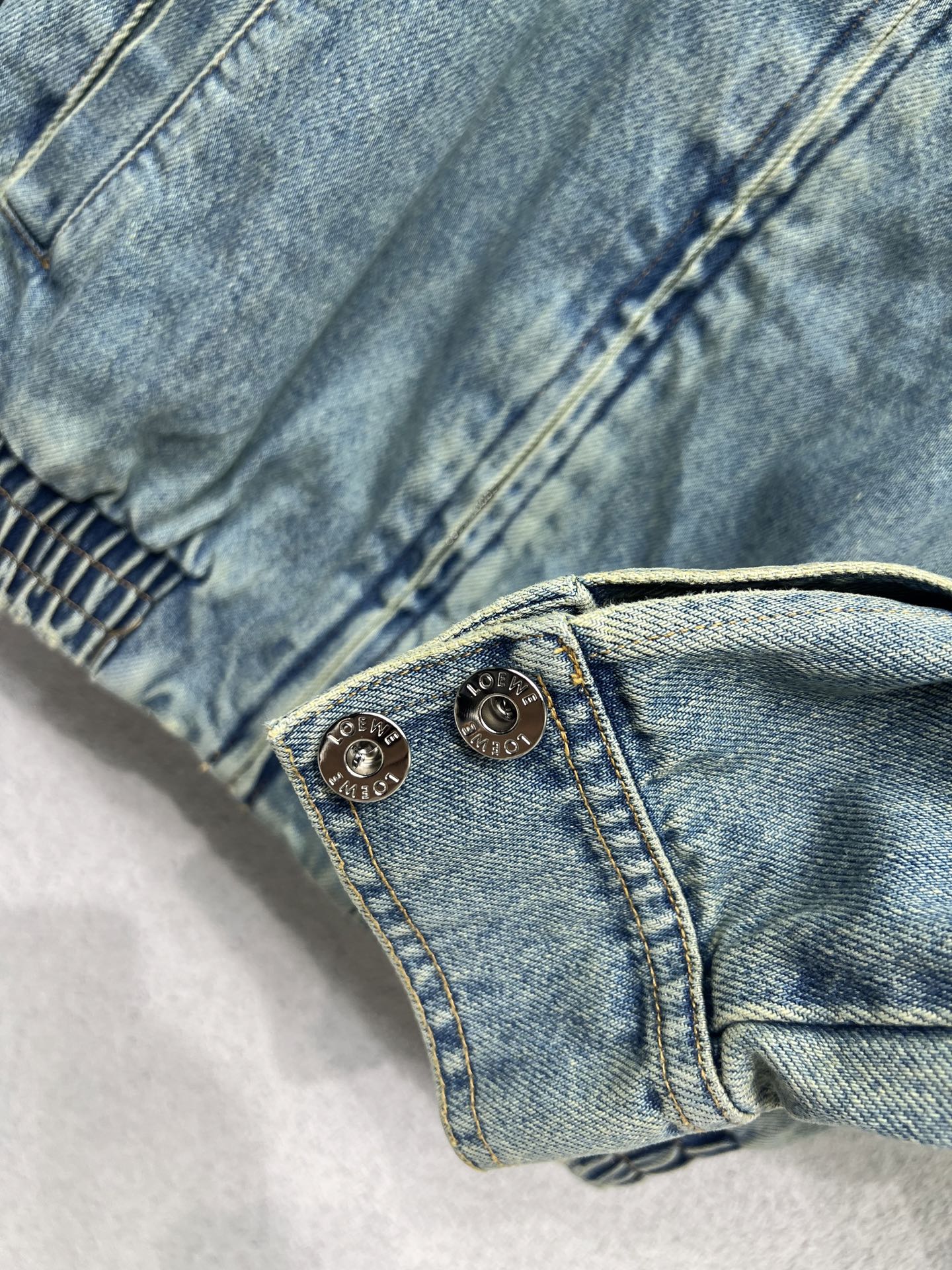 “Stylish Zhuiwei-Colored Cowboy Coat Dress with Water Washing Process” - 图片 5