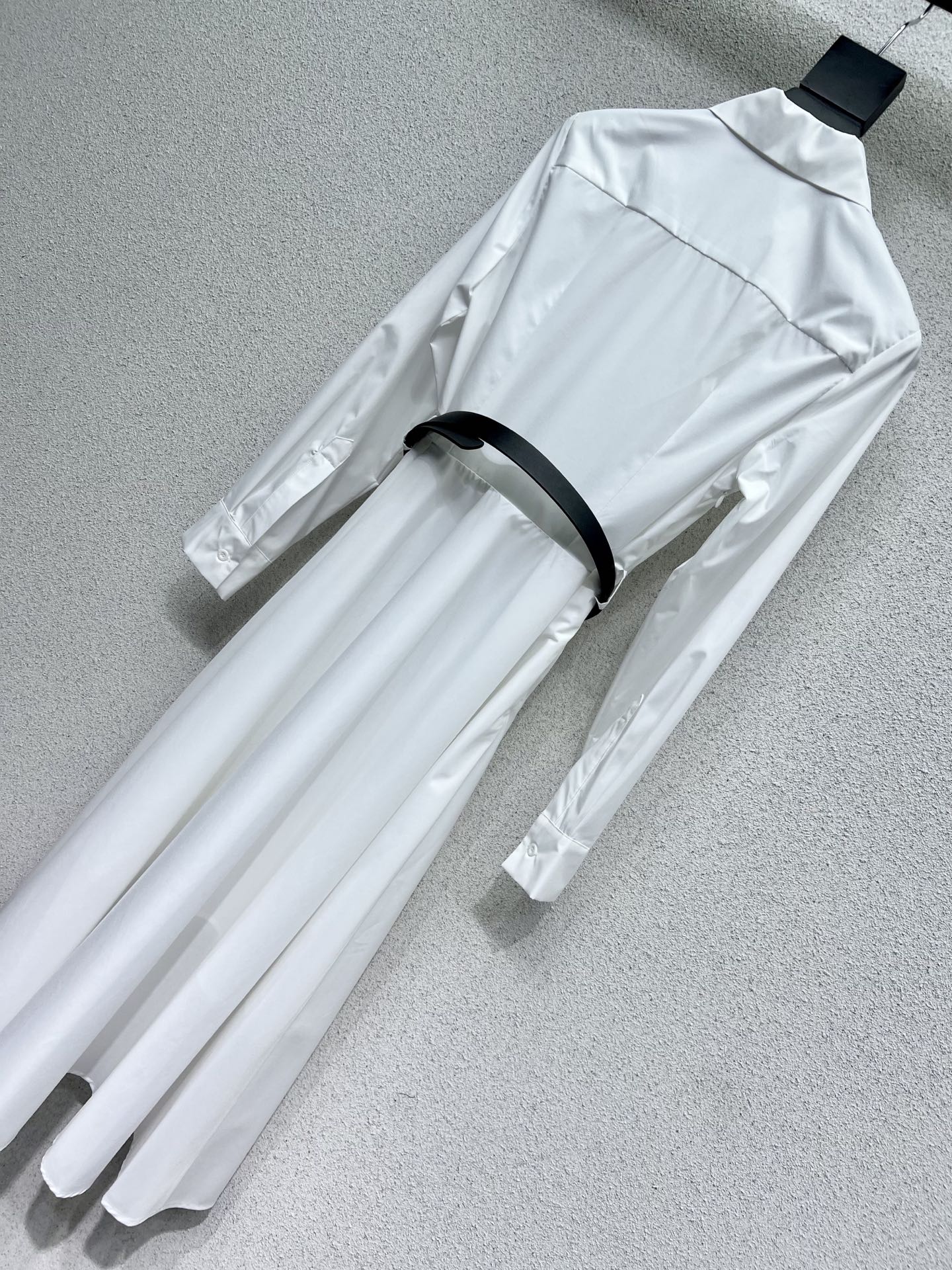 Dior White Midi Dress with Ruffle Details and CD Belt - Classic & Chic 7 i1756691092788 9001 0 6
