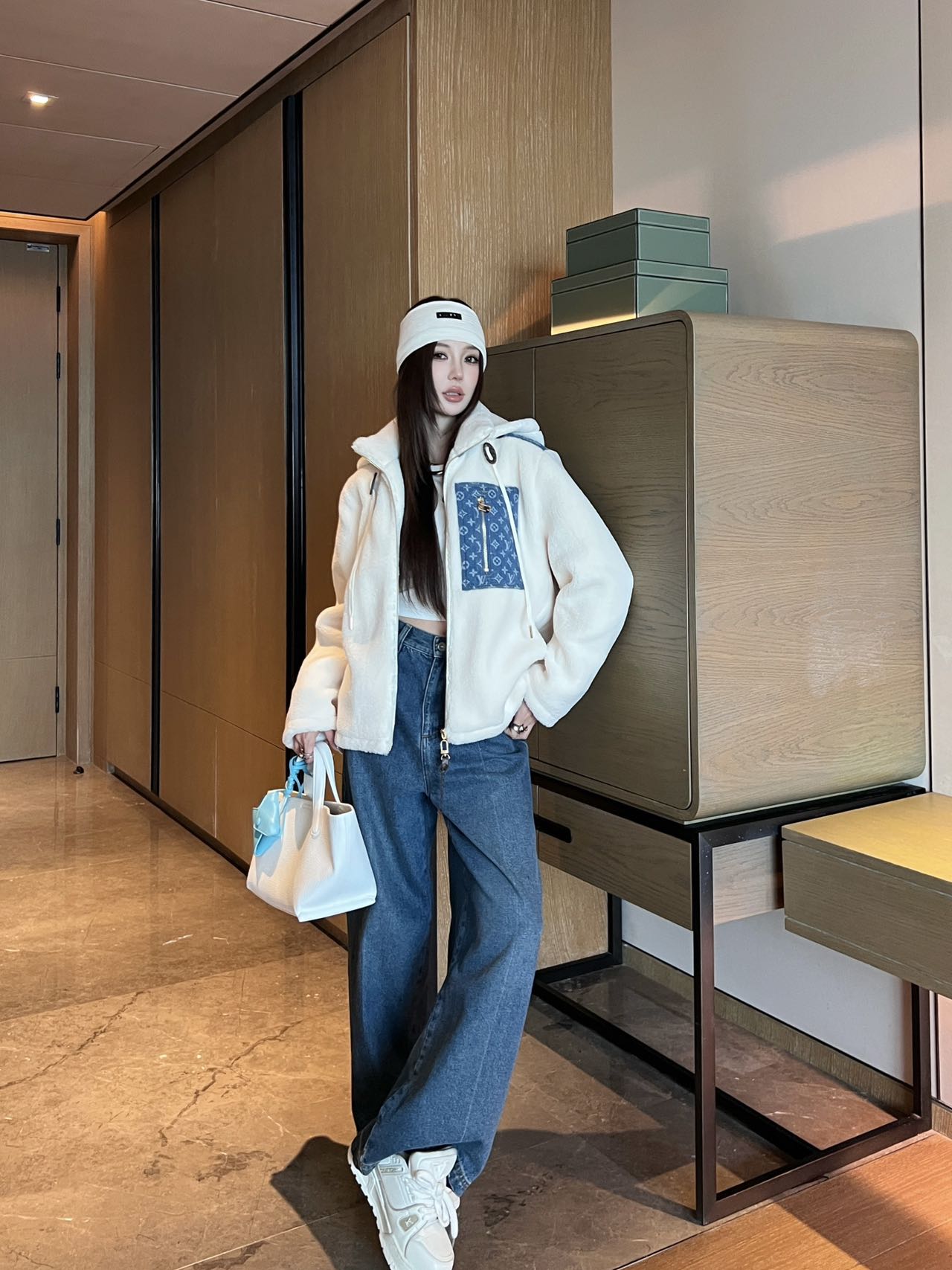 Louis Vuitton Lamb Wool Denim Hoodie Jacket - Stylish & Comfortable 5 i1758902590628 7158 0 4