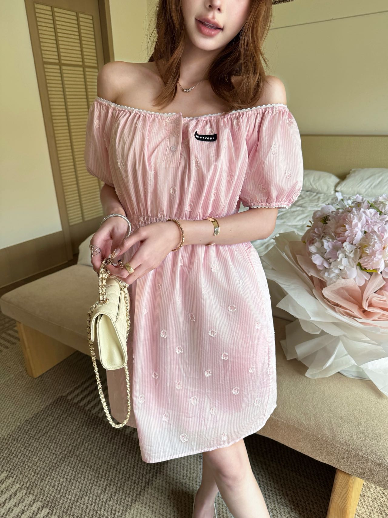 NO:841957,Upper body picture,,19860909上身图,,,Women's clothing