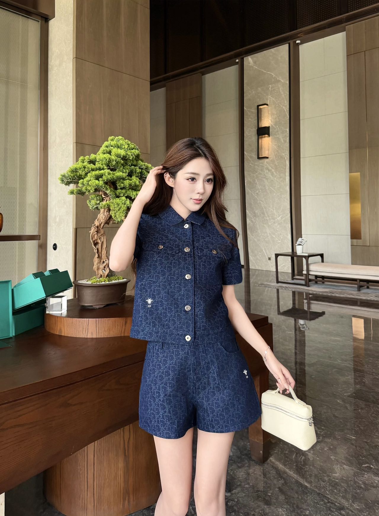NO:845719,Upper body picture,,19860909上身图,,,Women's clothing