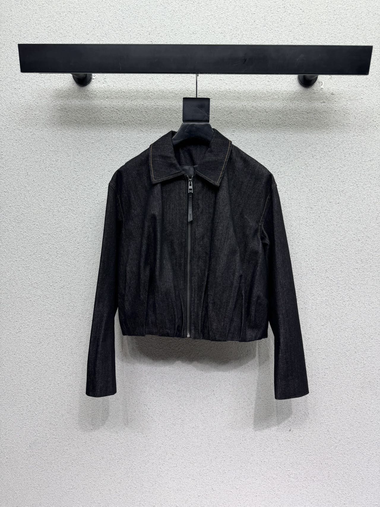 Джинсовая куртка Loewe
