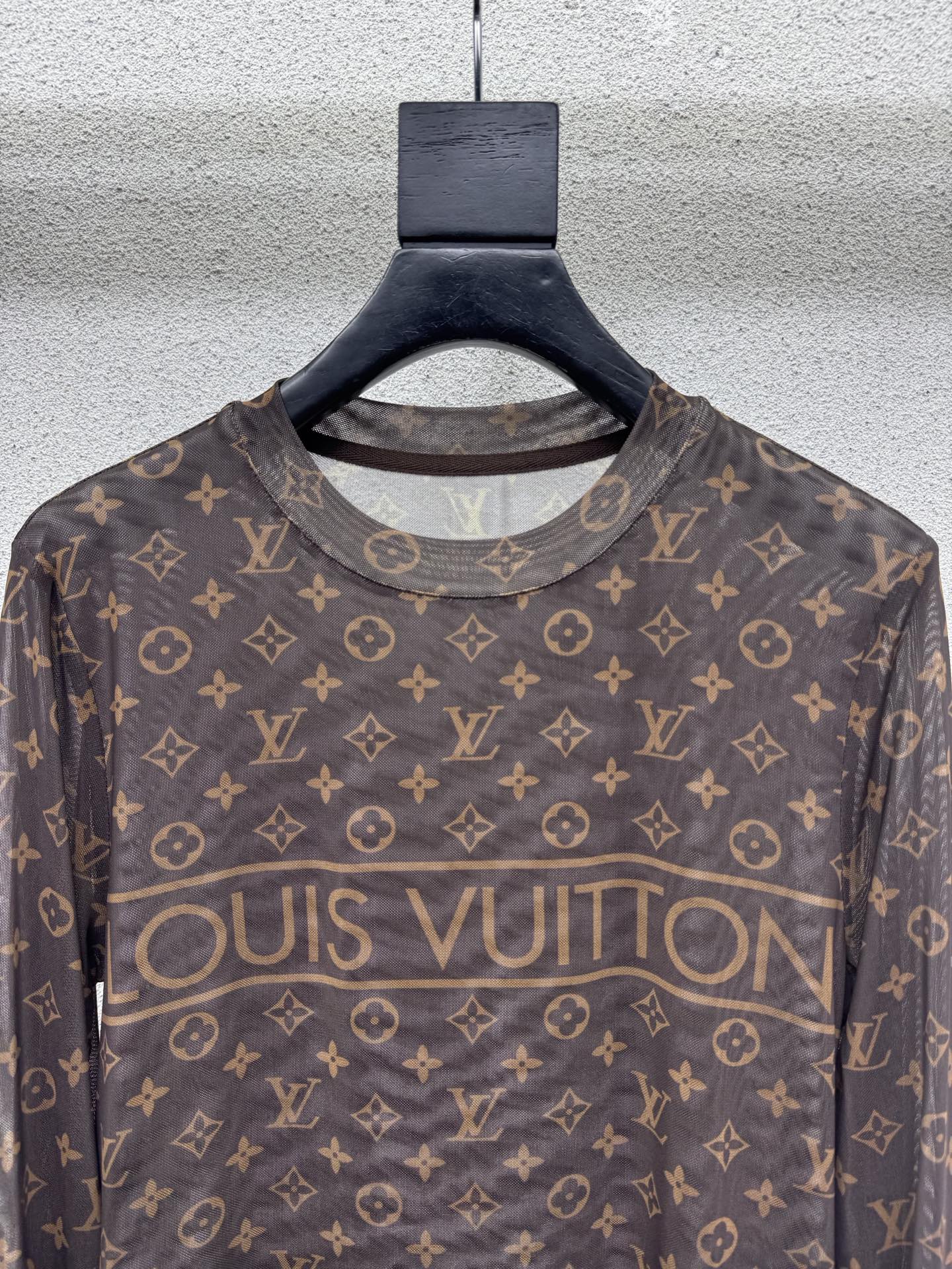 Лонгслив с принтом Louis Vuitton