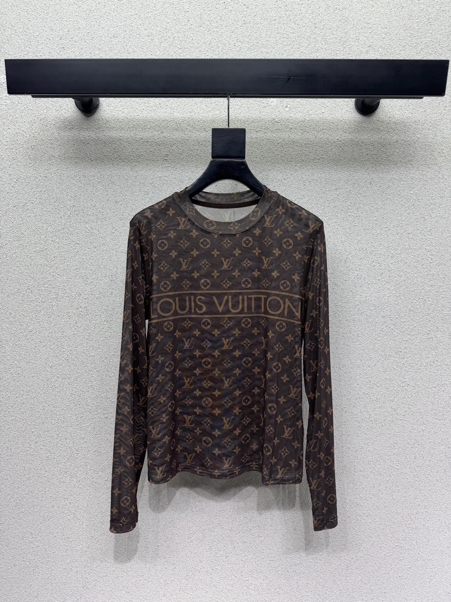 Лонгслив с принтом Louis Vuitton