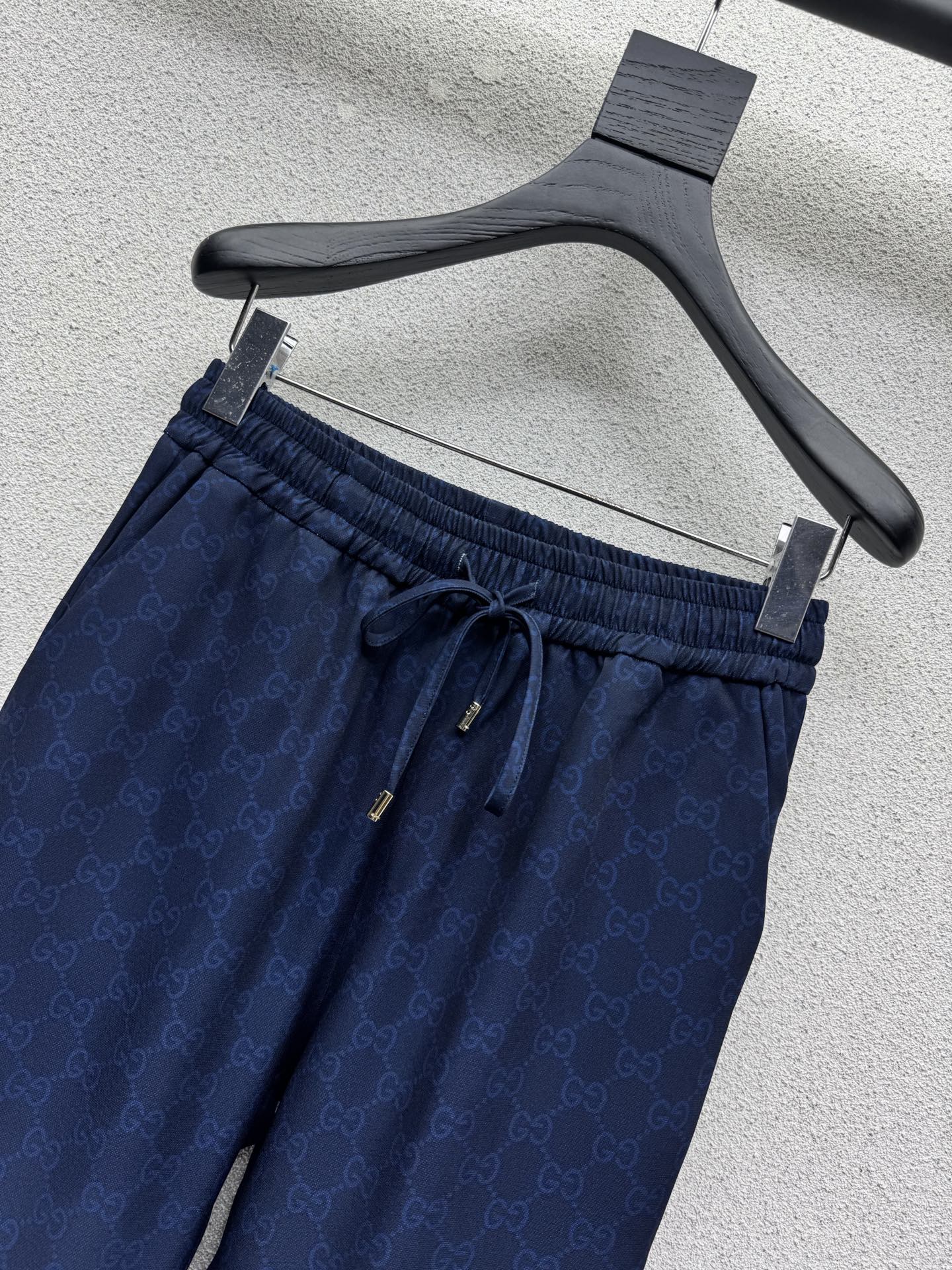 Брюки с принтом Gucci