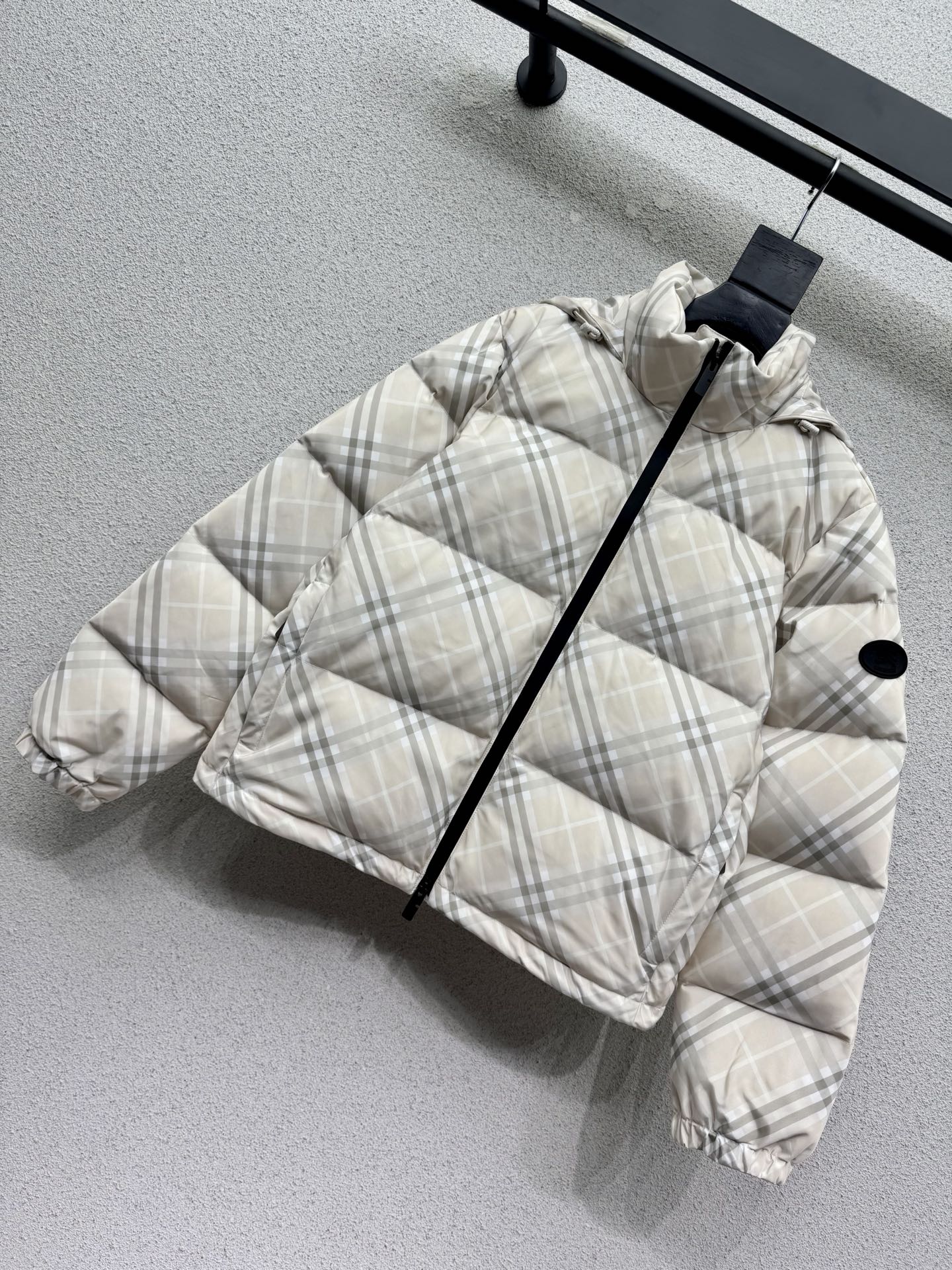 Зимняя куртка с капюшоном в клетку Burberry
