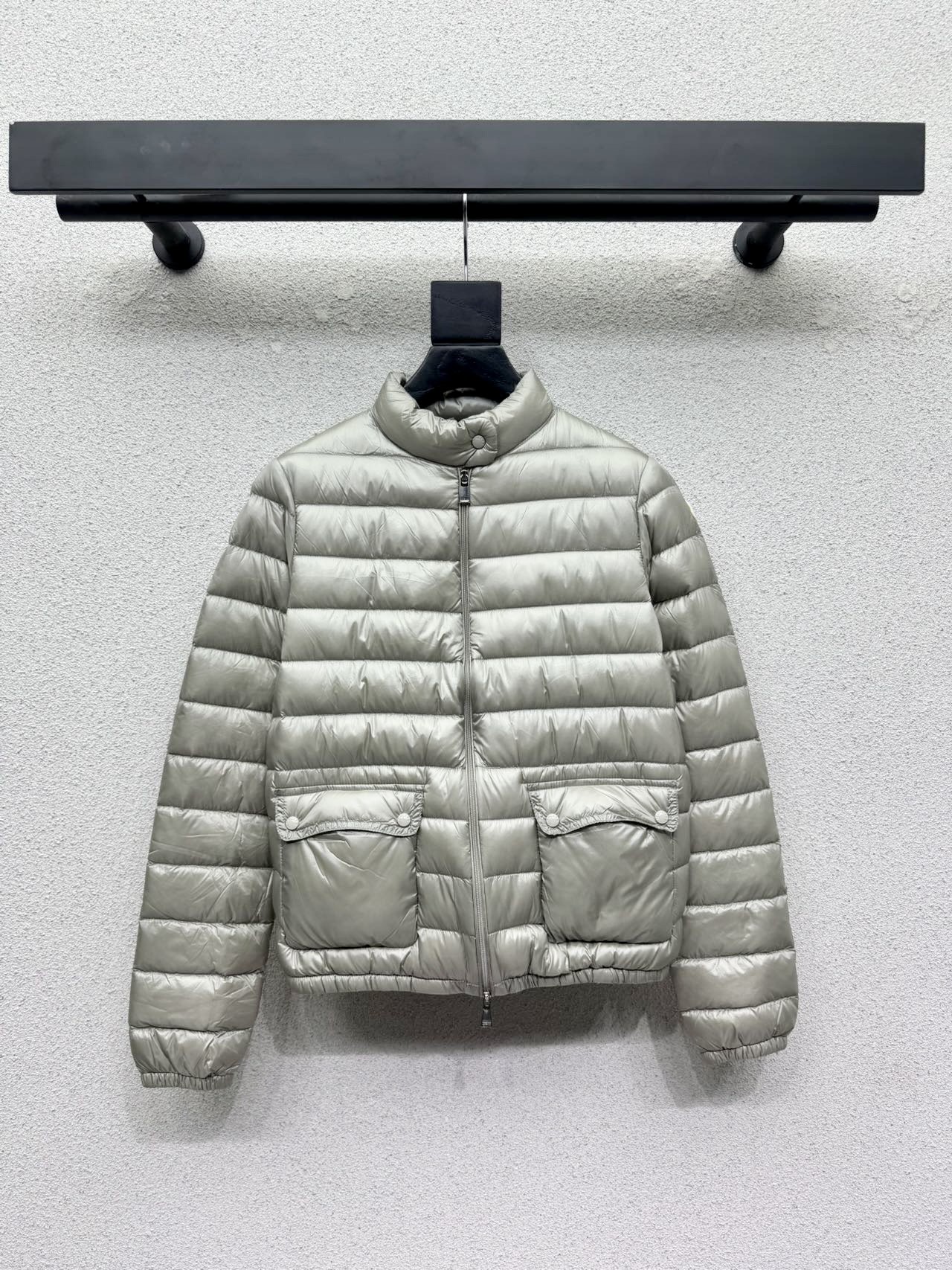 Пуховик Moncler с молнией