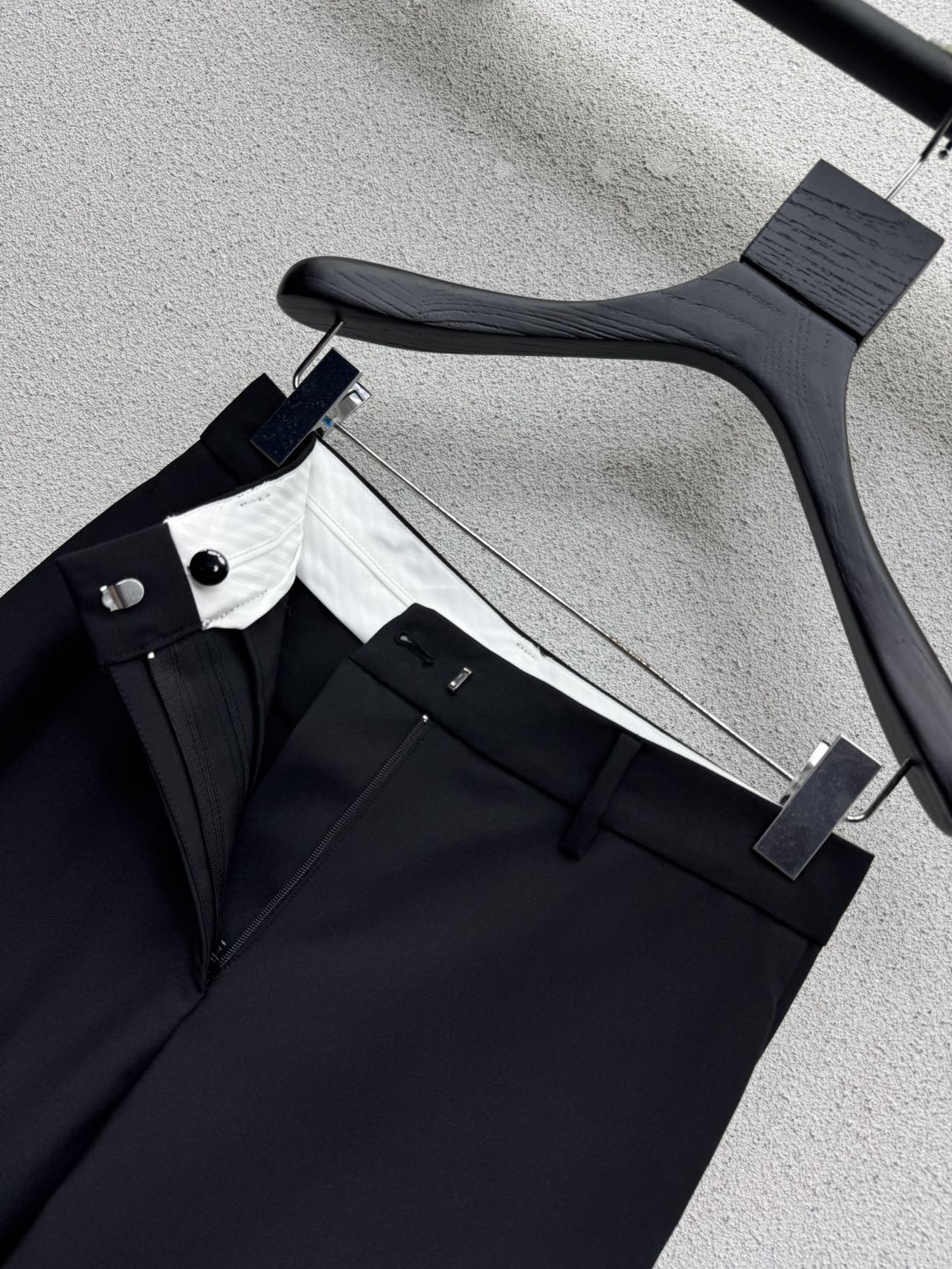 Чёрные брюки Loewe с геометрическим узором