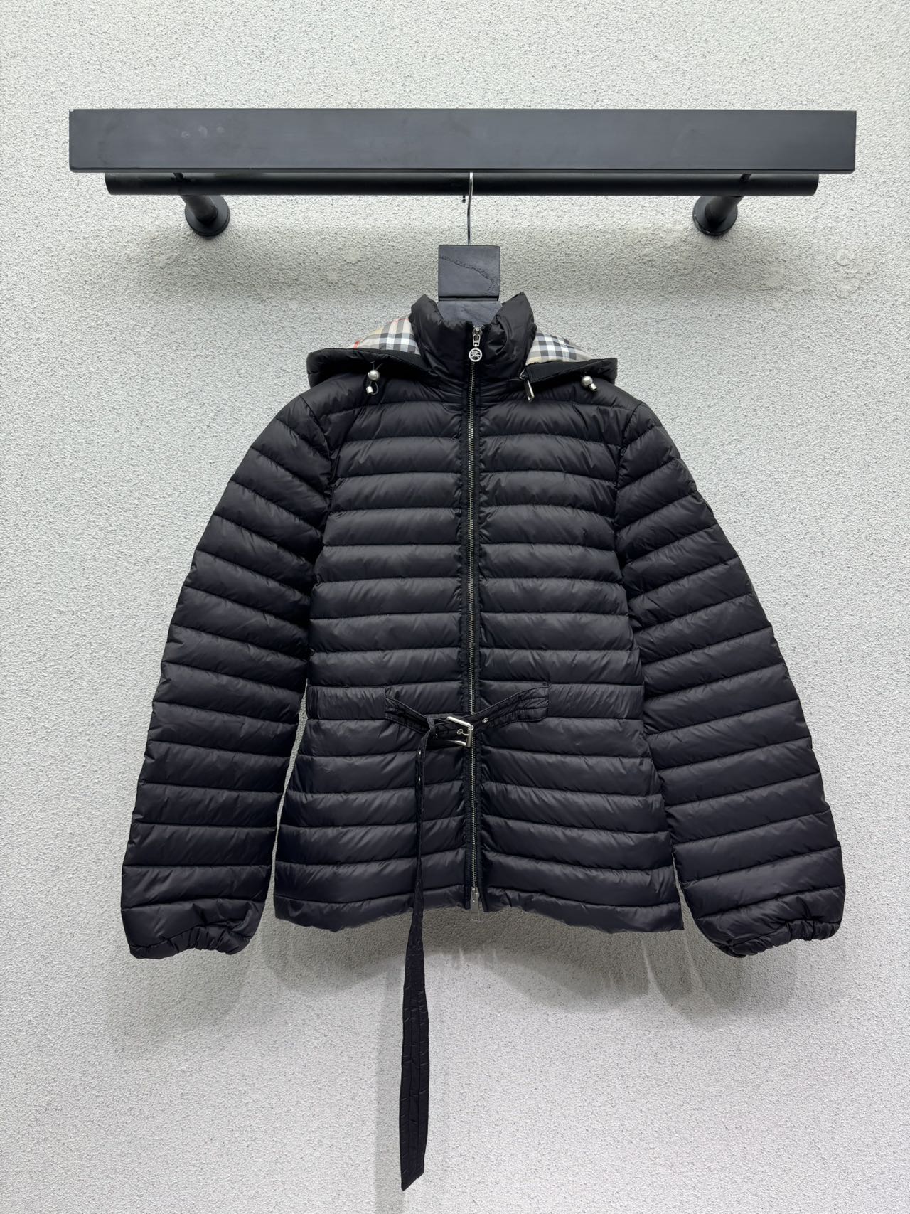Пуховик Burberry