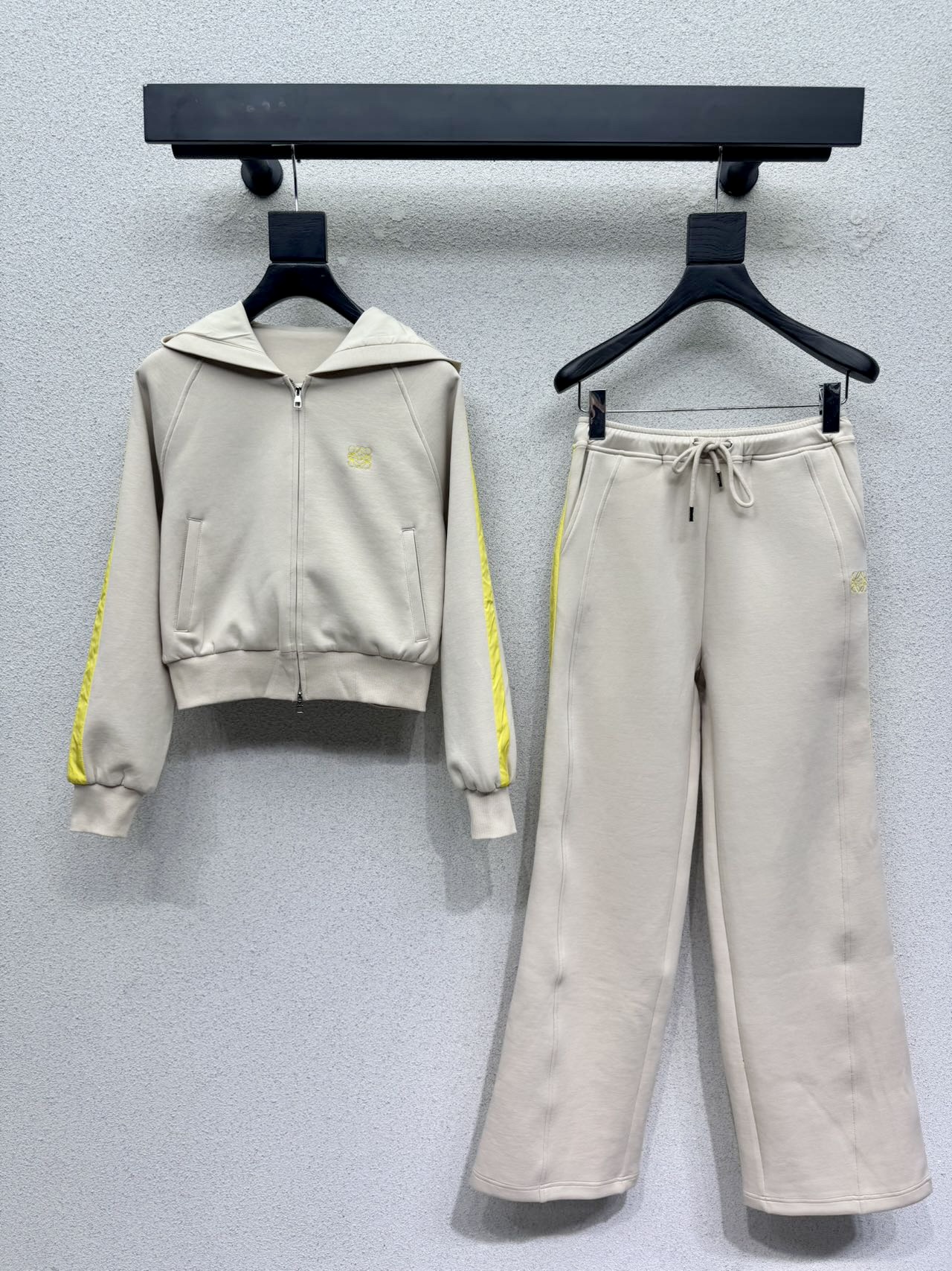 Спортивный костюм Loewe